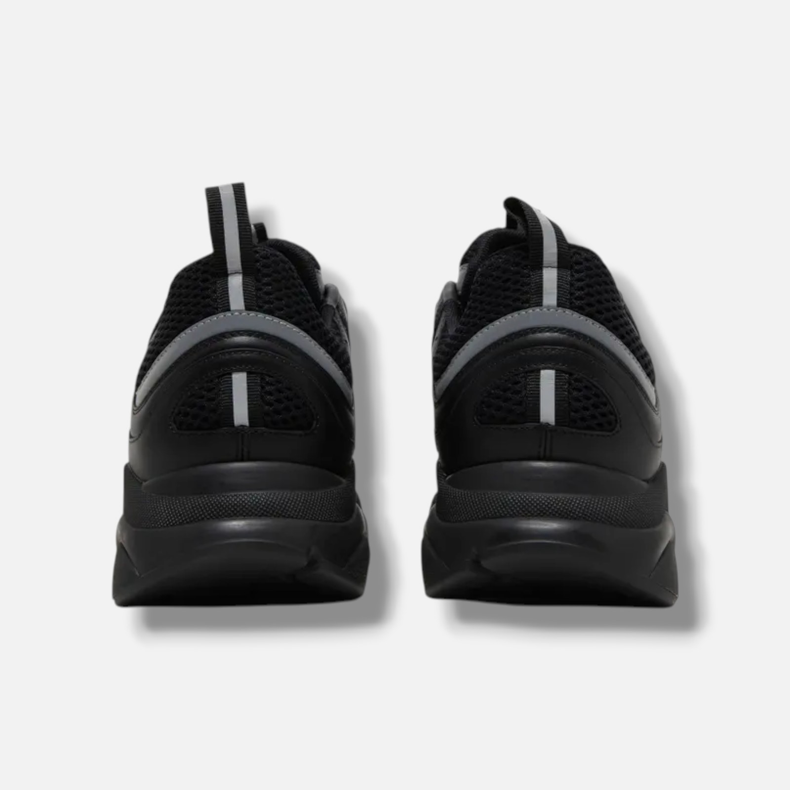 Dior Men’s Black B22 ‘Black Reflective’ Shoe Size EU: 36 US: 4