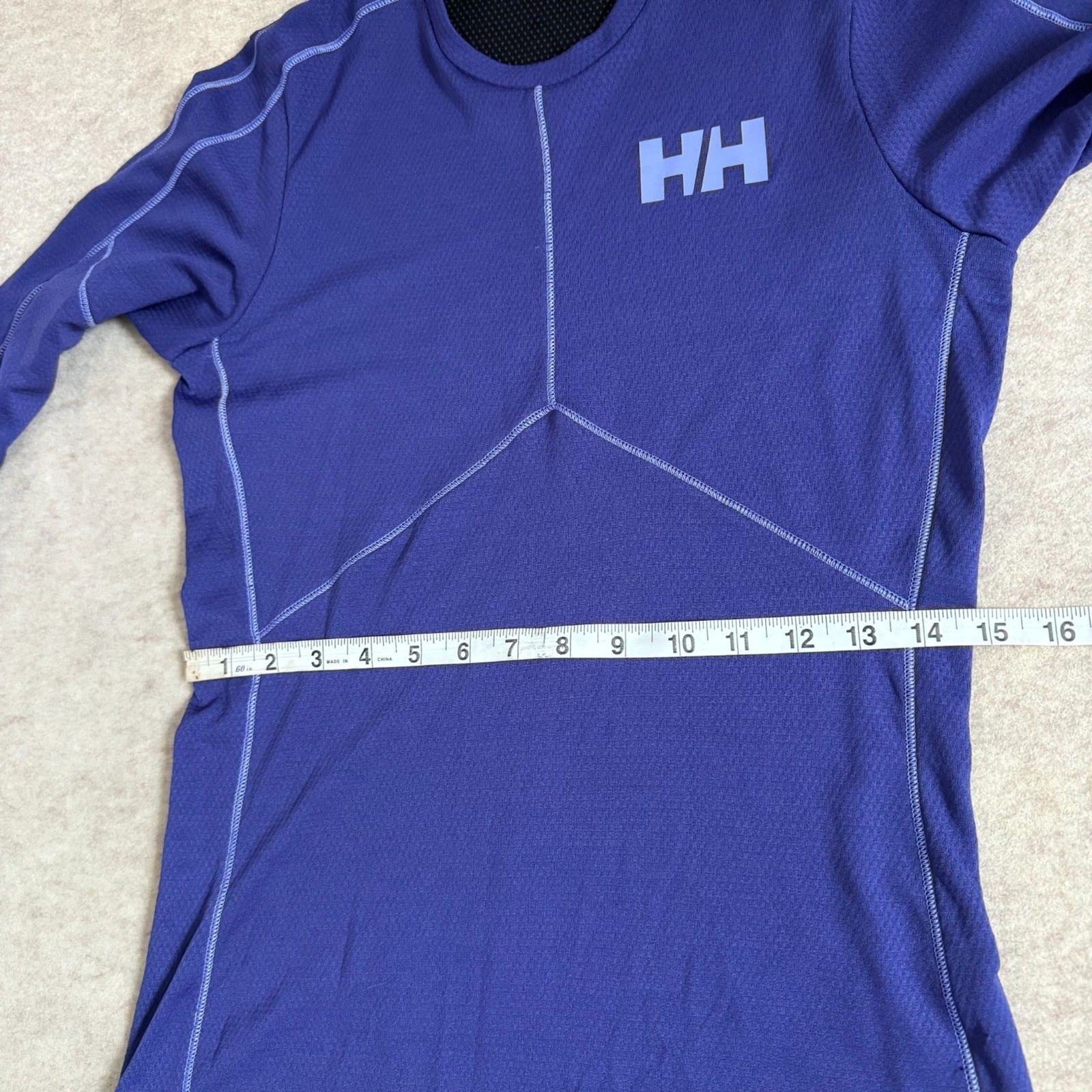 Helly Hansen LIFA base layer top womens M purple long sleeve thermal athleisure