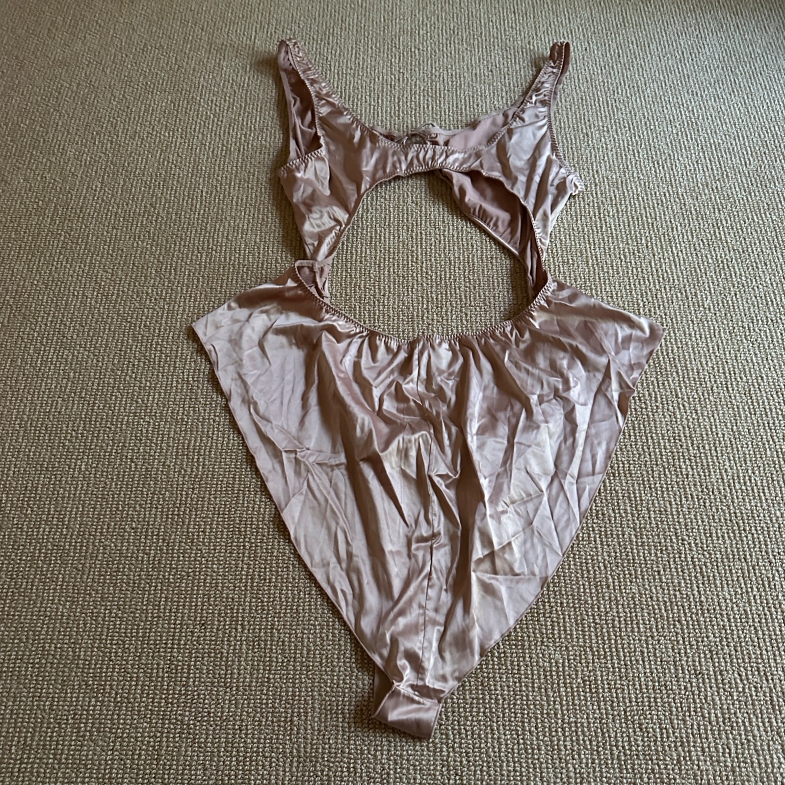 Skims Pink Sand Woven Shine Tie Front Teddy Thong Bodysuit, Size 4X NWT
