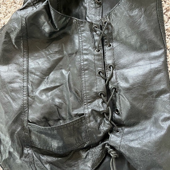 Vintage Hot Leathers Black Leather Vest – Men’s XS – Side Lace-Up & Snap Front
