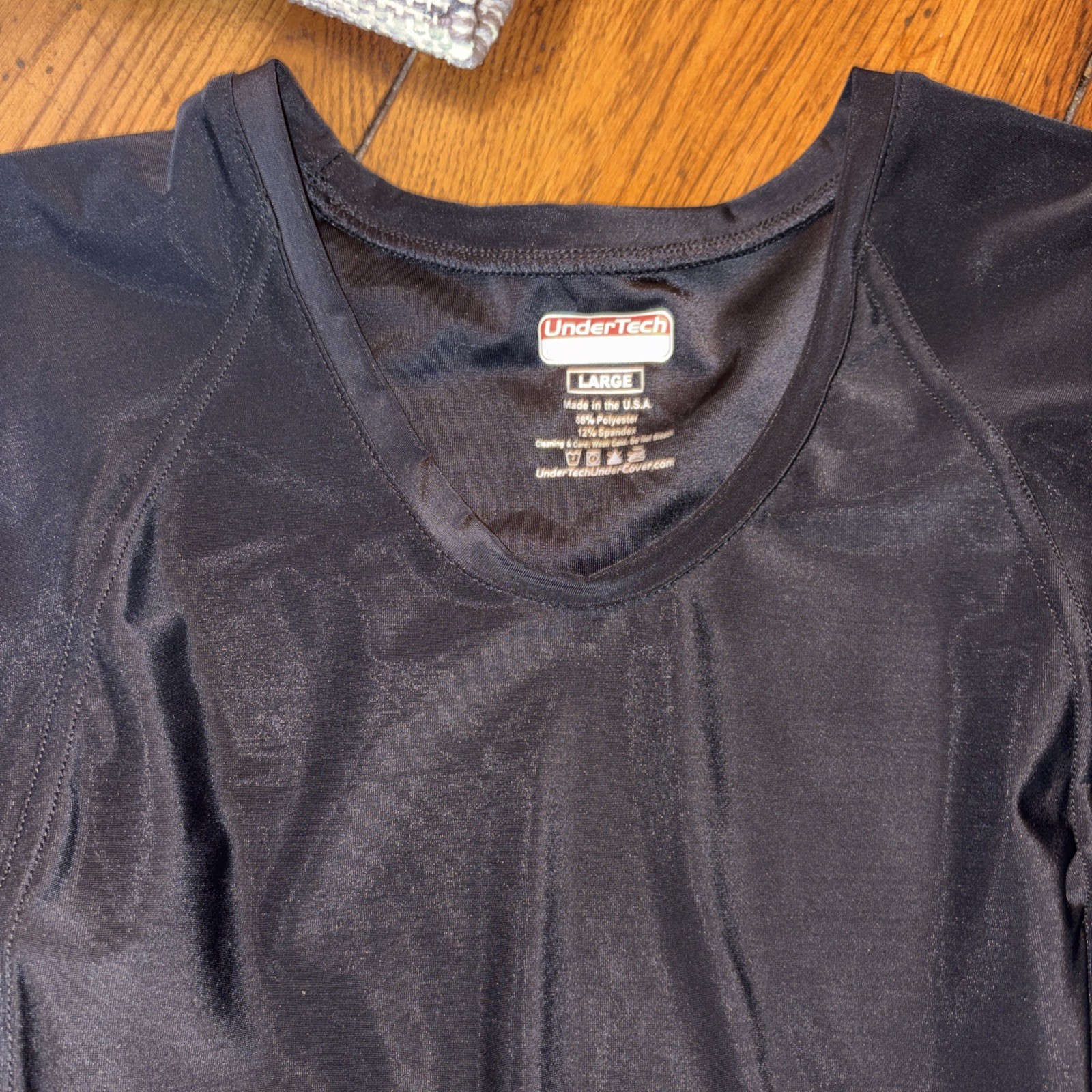 Undertech Undercover Conceal Carry Top Shirt Womens Large Black Stretch