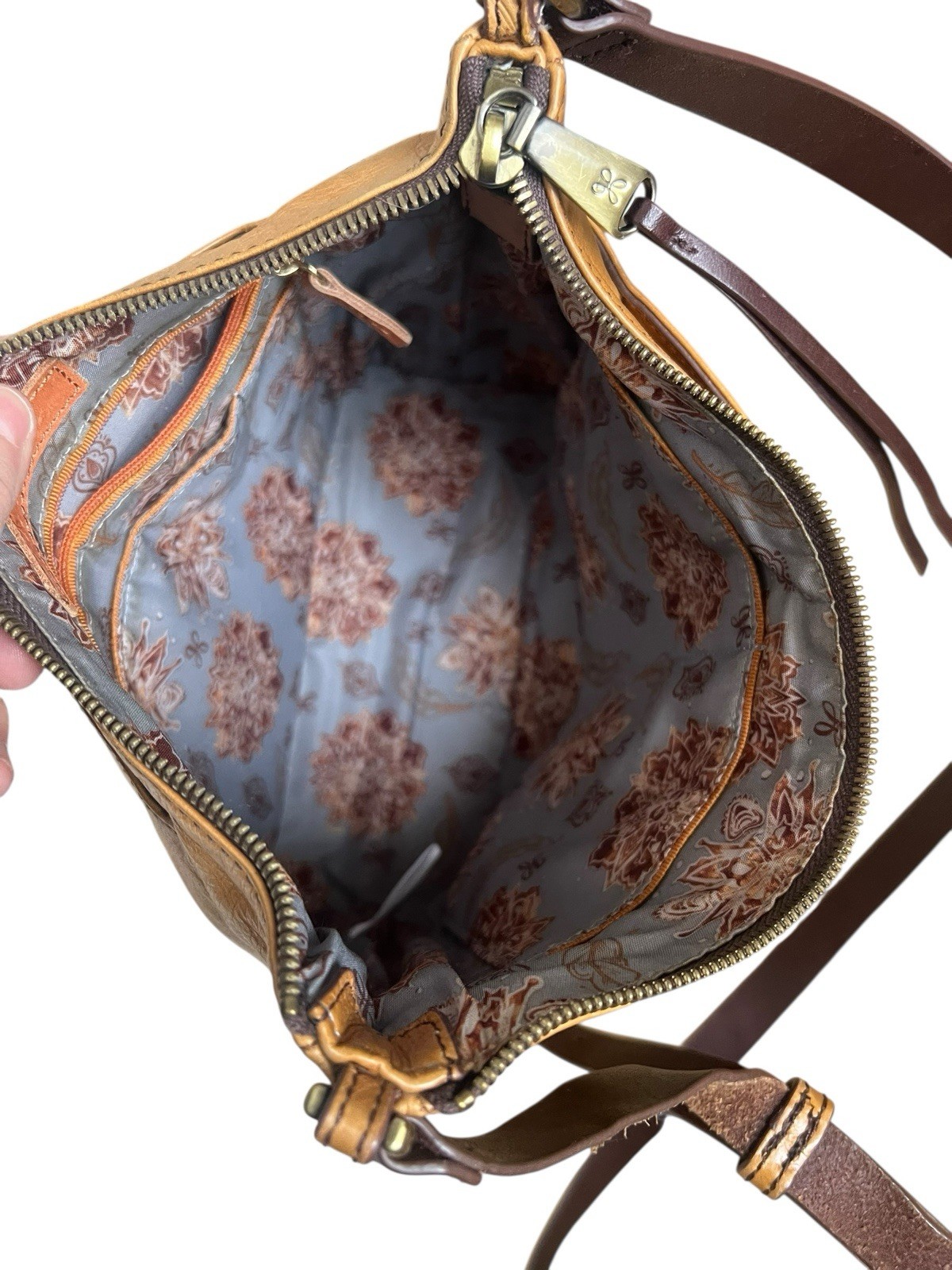 HOBO THE ORIGINAL International Crossbody Aviva Leather Handbag Purse Bag