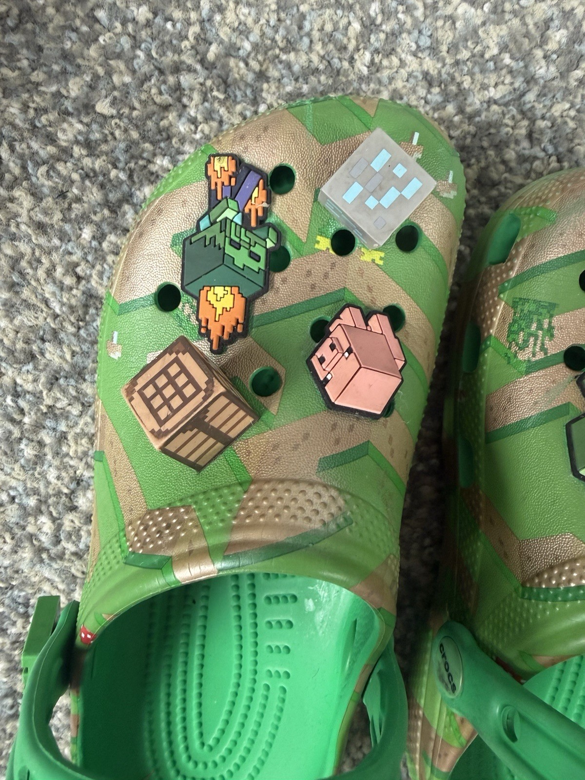 Assorted Crocs-Dreamville, Minecraft & Duet Max 2 Clogs. “J4” & “M4/W6” Unisex.