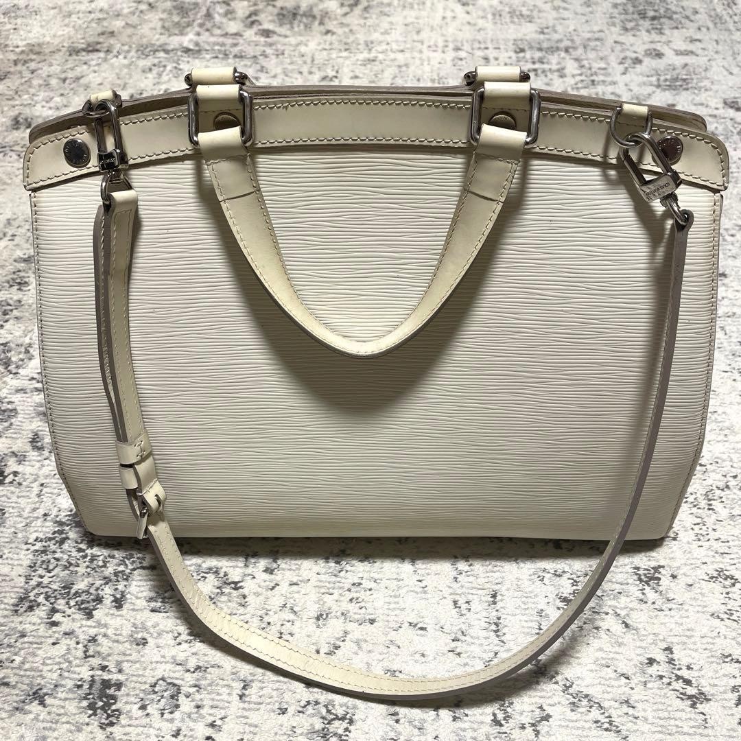 Louis Vuitton Brea MM M40330 White Epi Hand Shoulder Bag 13.0 x 9.8 x 4.7 inches