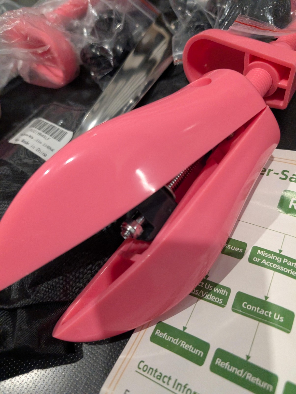 LANNEY Shoe Stretcher Unisex Size 5.5-10 Pink Adjustable Pair With Shoe Horn