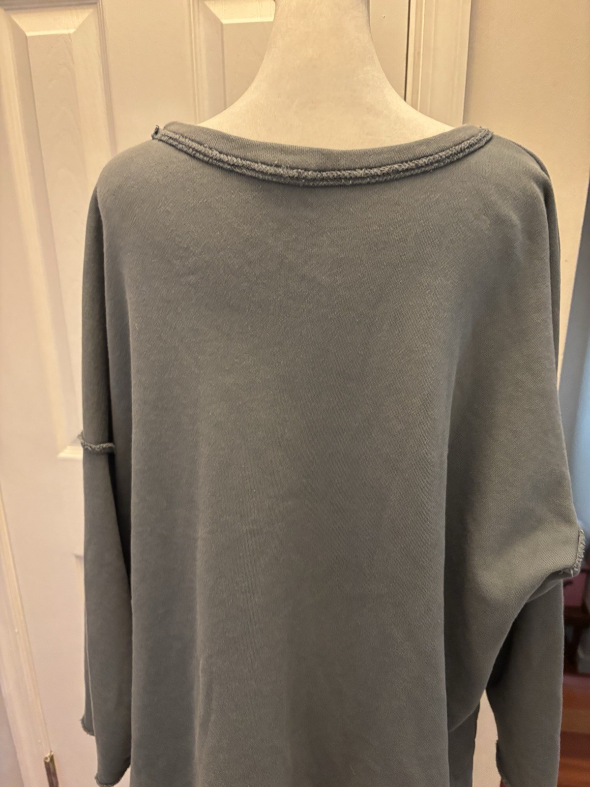 Eileen Fisher Women’s Green Raw Edge Boxy Sweatshirt Organic Cotton XL Lagenlook