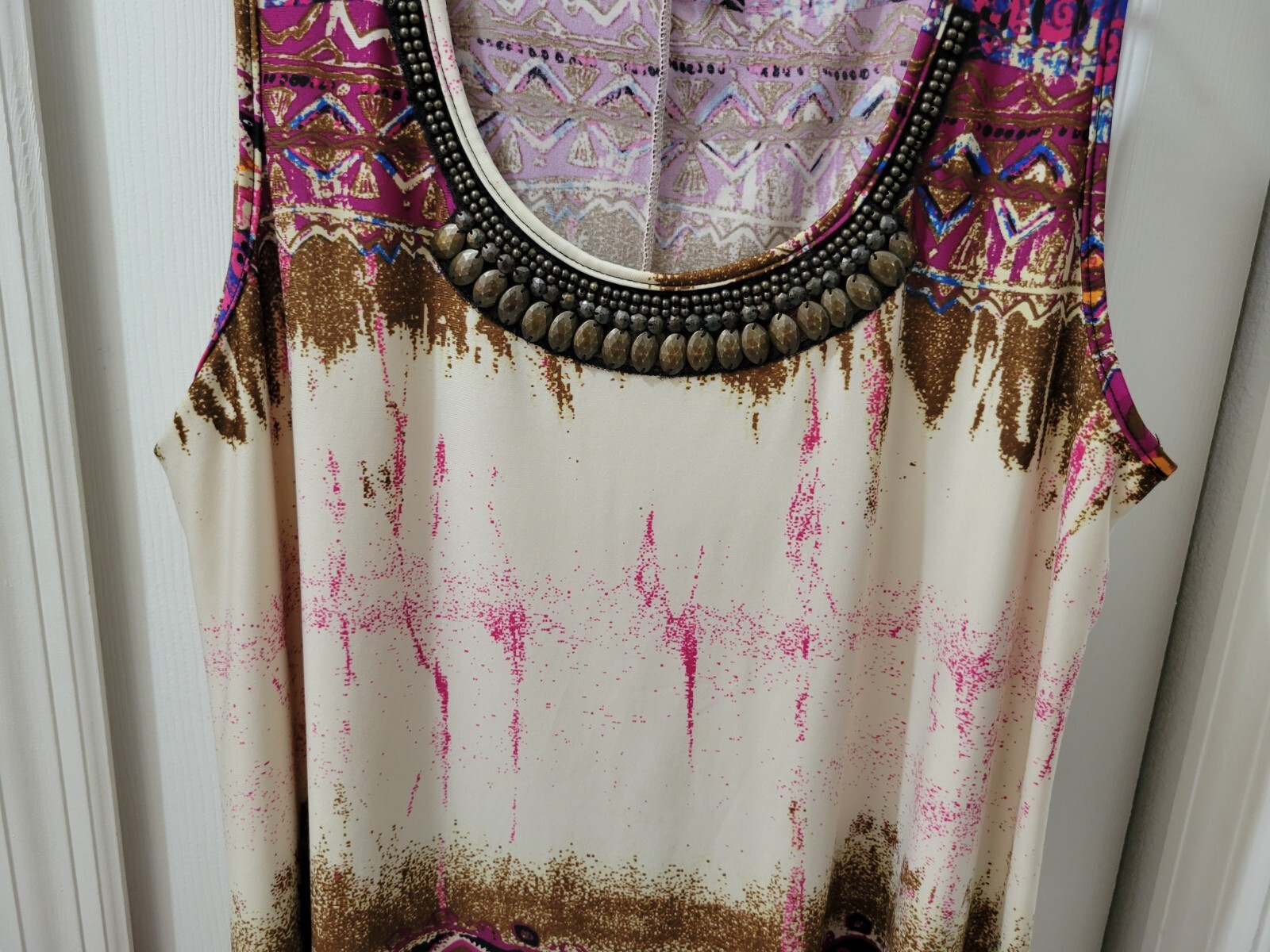 Chenault Sleeveless Blouse Top Beaded Neckline Hi Low Side Hem Womens Size 1X