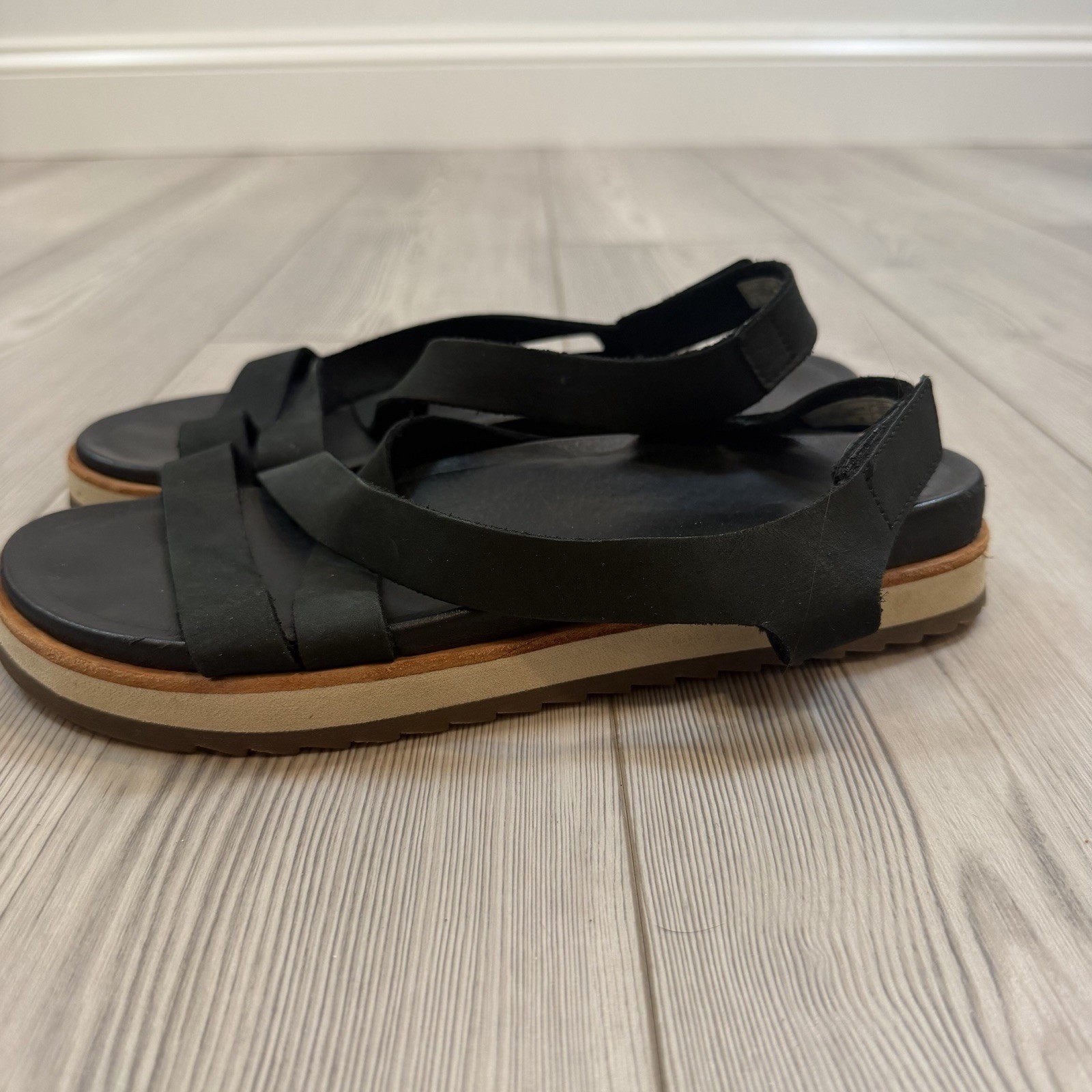Merrell Black Leather Juno Mid Ankle Wrap Strappy Gladiator Sandals 9