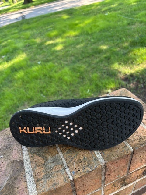 Kuru Atom Slip On Woman Size 8