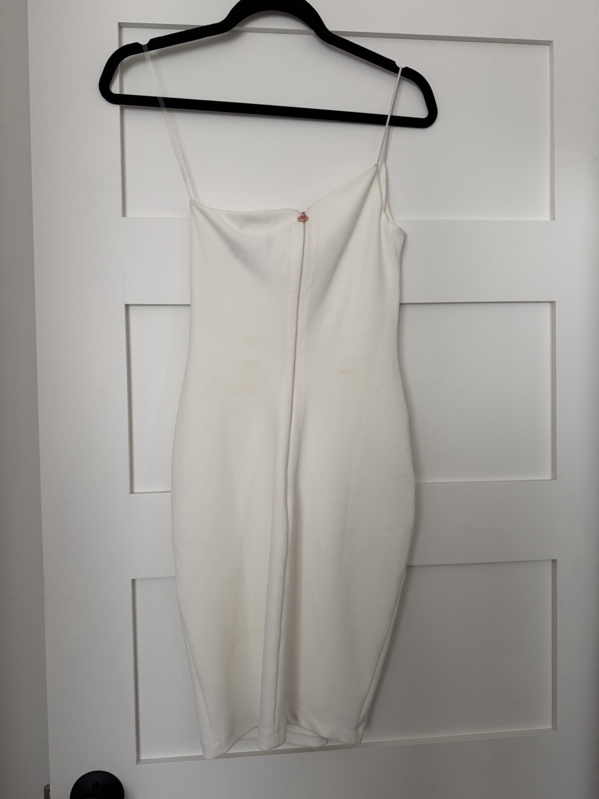 Nookie White One Shoulder above the knee Size Small S Knot Twist Bodycon