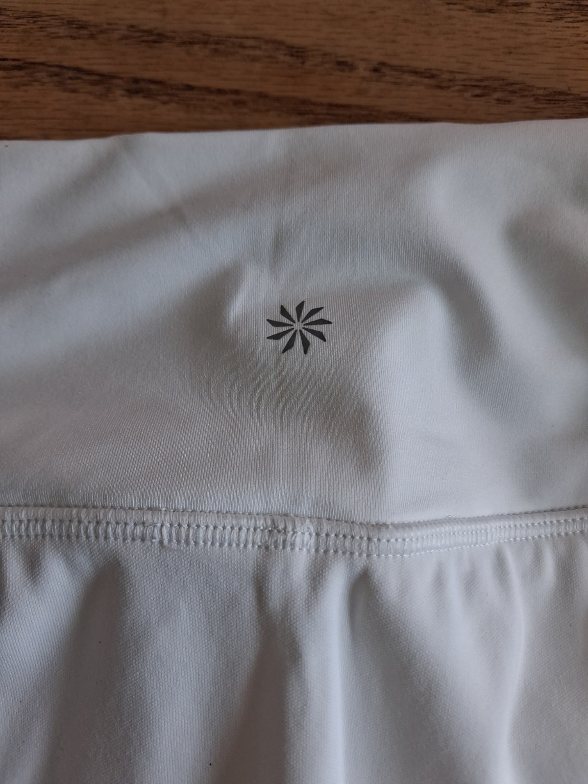 NWT Athleta Fairway Golf Skort 18” Built-in Shorts White Womens Sz L