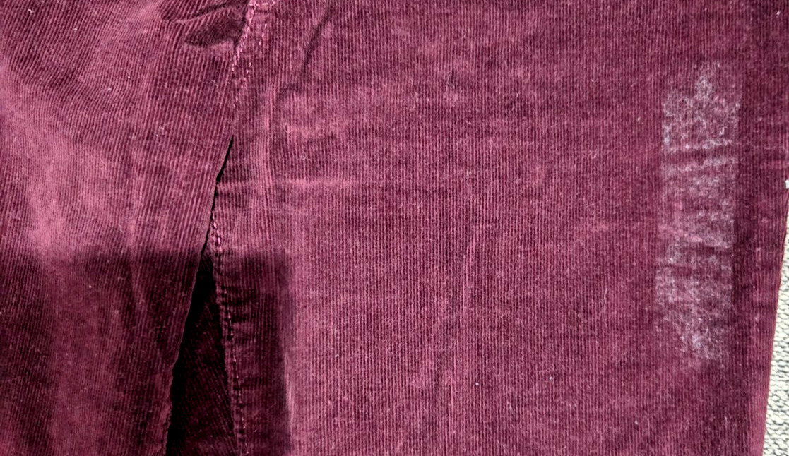 Levi’s – 725 High Rise Corduroy Jeans Women’s 27×27 Burgundy Stretch