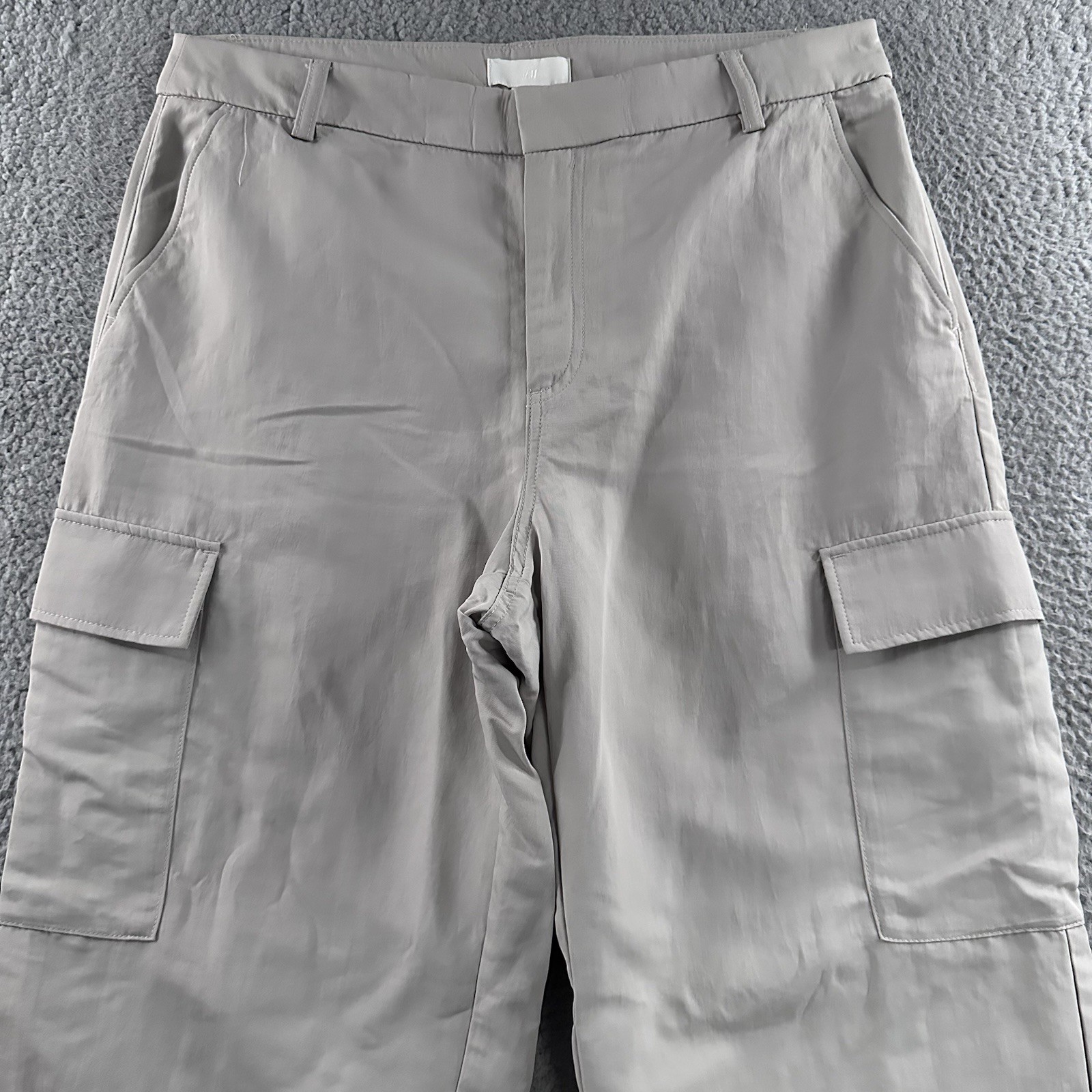 H&M Divided Womens Pants Beige Size 14 Parachute Pant Cargo 100% Polyamide