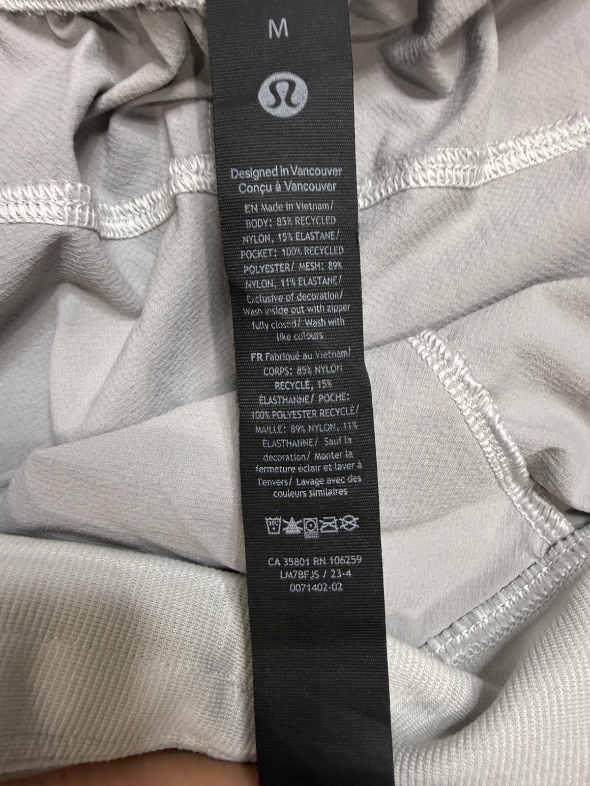 EUC – Lululemon Mens License to Train Shorts *Size MEDIUM* *Vapor Graphic*