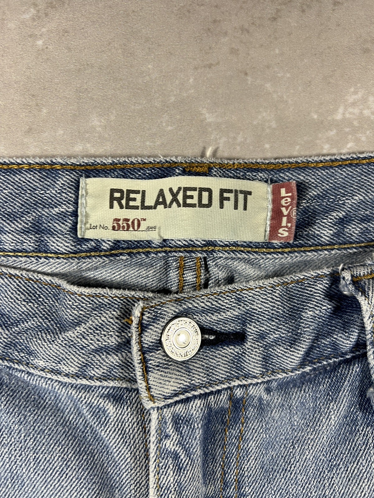 Vintage Levis 550 Straight Jeans Relaxed Fit Denim Y2K Faded Mens 36×32