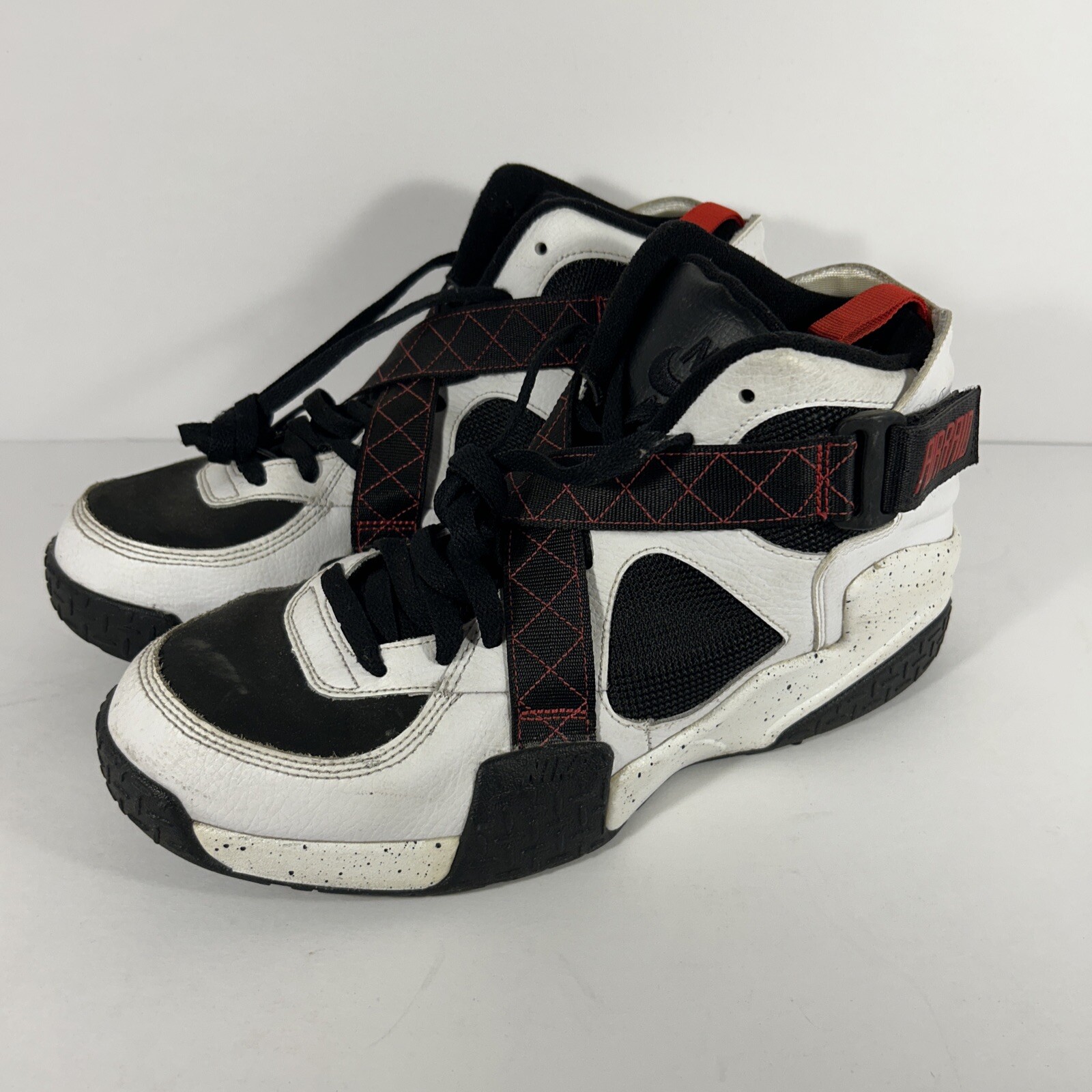Nike Air Raid Black/University Red/White-Mens Basketball Shoes-Sz:11-#DD8559-100