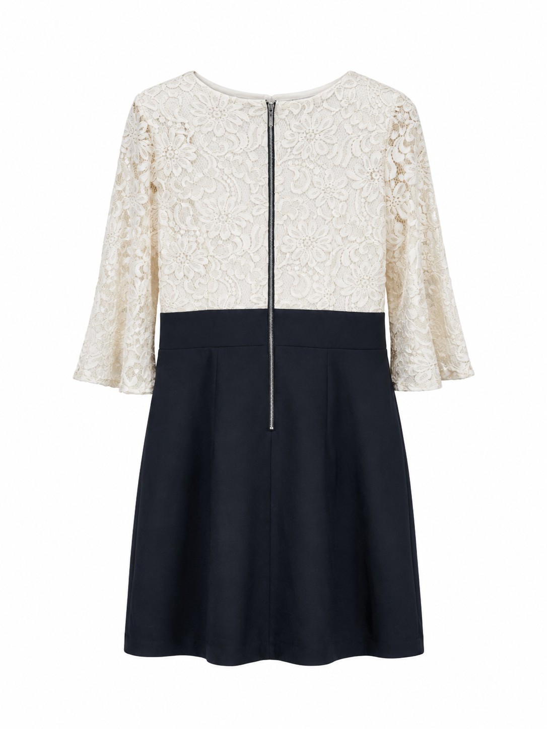 NWT Womens Small Elegant Lace Fit Flare Dress Bell Sleeve Classic Timeless Dress
