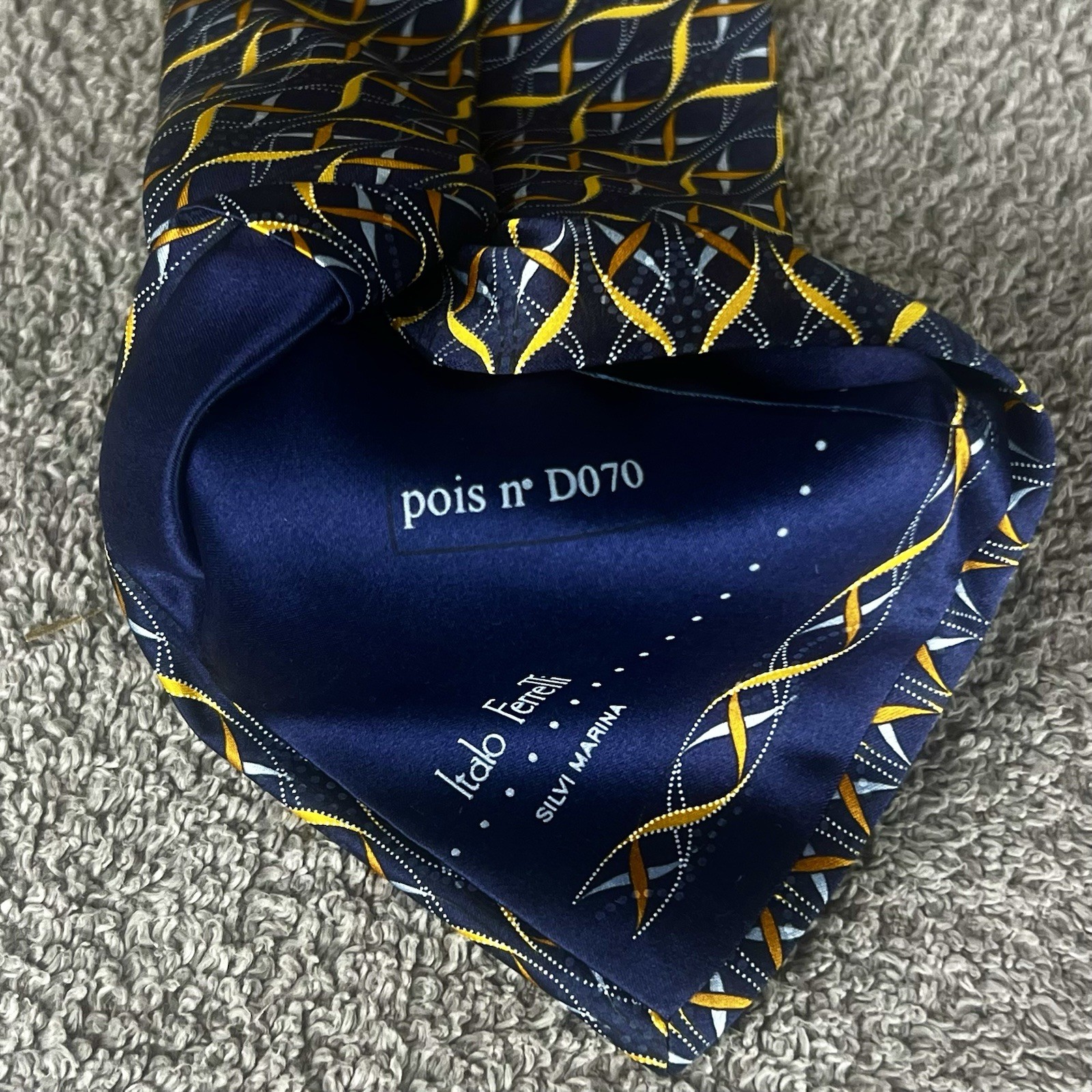 Italo Ferretti Italy Maus & Hoffman Navy, Blue, Gold, Copper Silk Tie 64” Long
