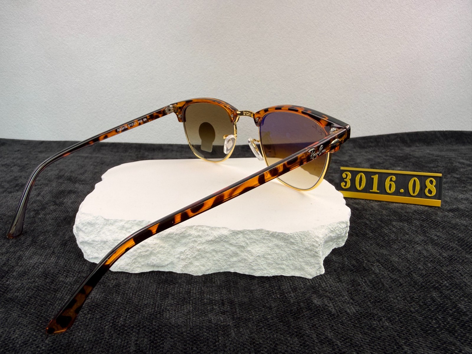 Ray-Ban RB3016 Tortoiseshell Frame Gradient brown Lens Sunglasses