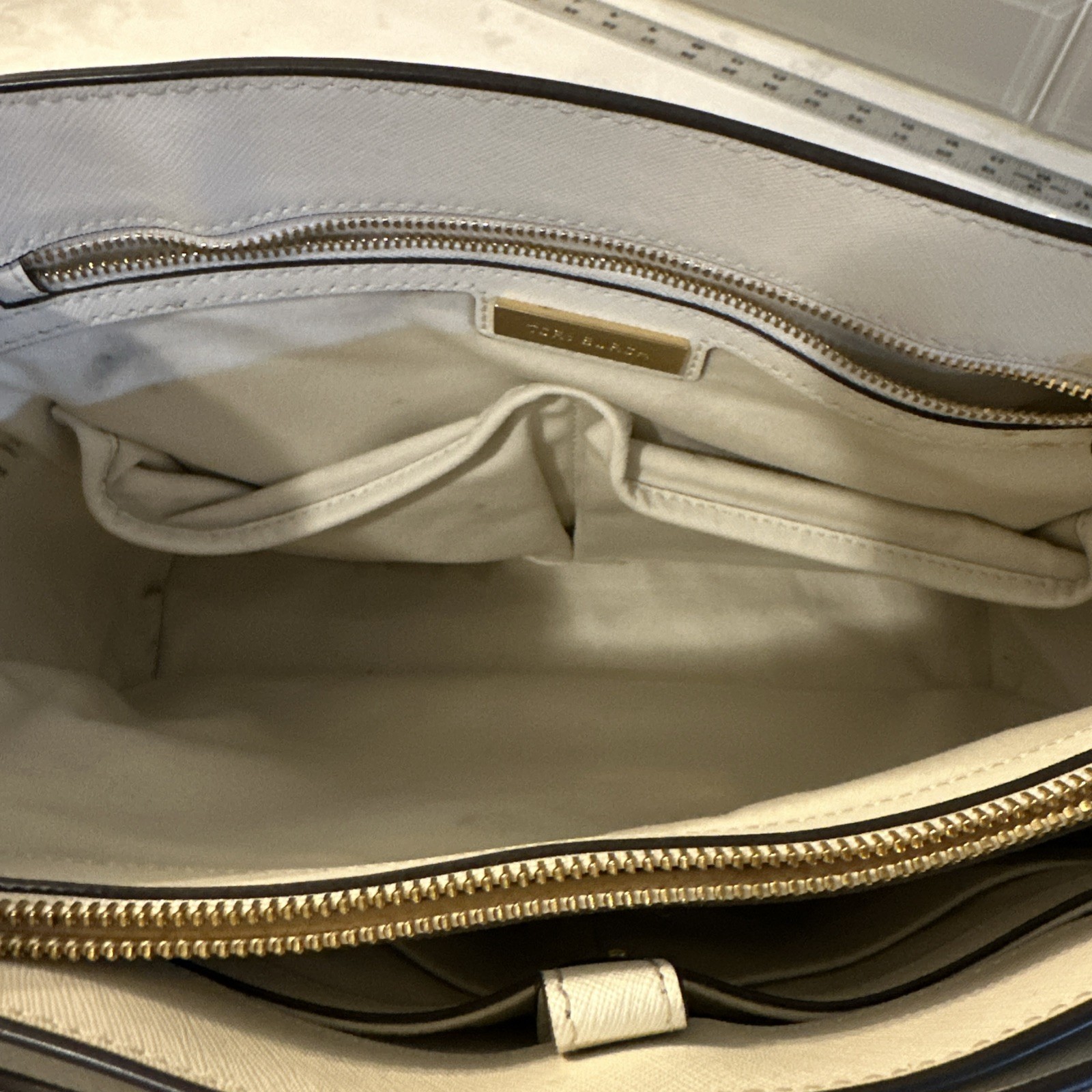 Tory Burch Tote Bag Shoulder Bag Robinson Medium Leather Ivory, Protective Bag.