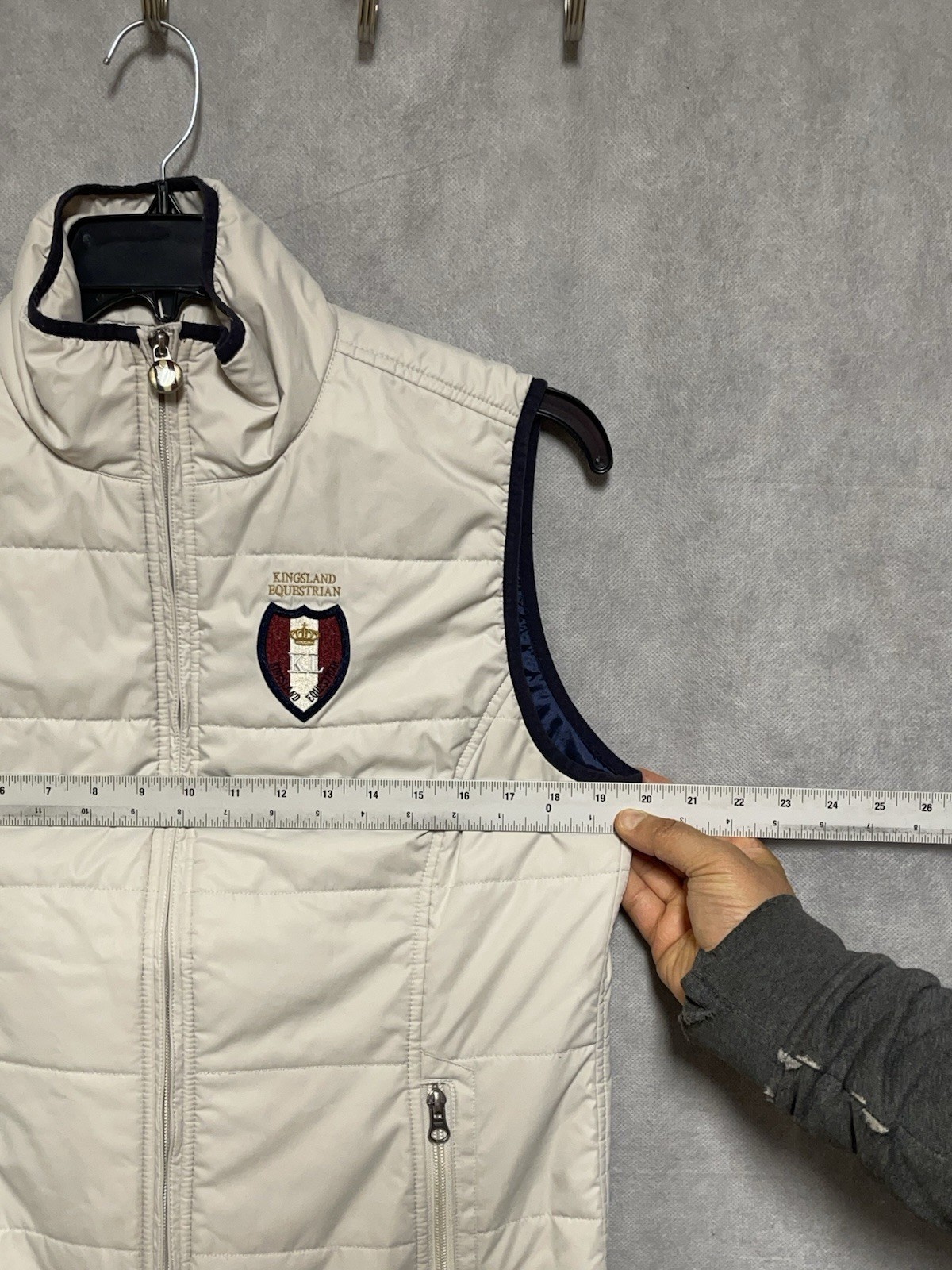 KINGSLAND Equestrian Vest Women M Ivory Puffer Primaloft Unisex Jacket Outerwear