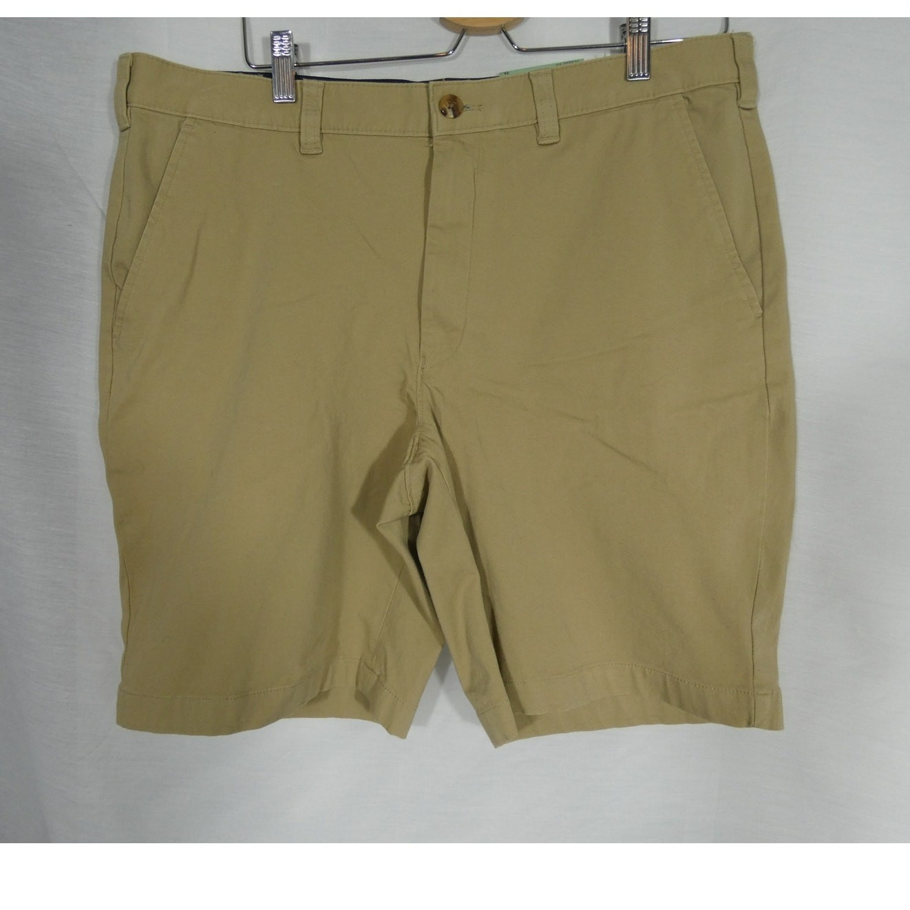 Club Room Chino Tan Short Men’s 34 Stretch Pockets Zipper Closure Casual NWT
