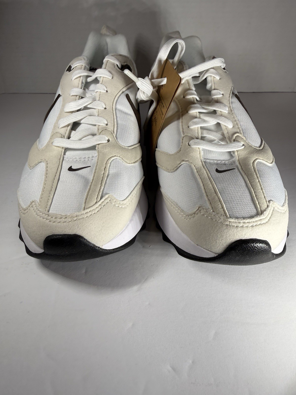 Nike Wmns Air Max Dawn Phantom Baroque Brown DC4068-102 Women’s Mesh Sneaker