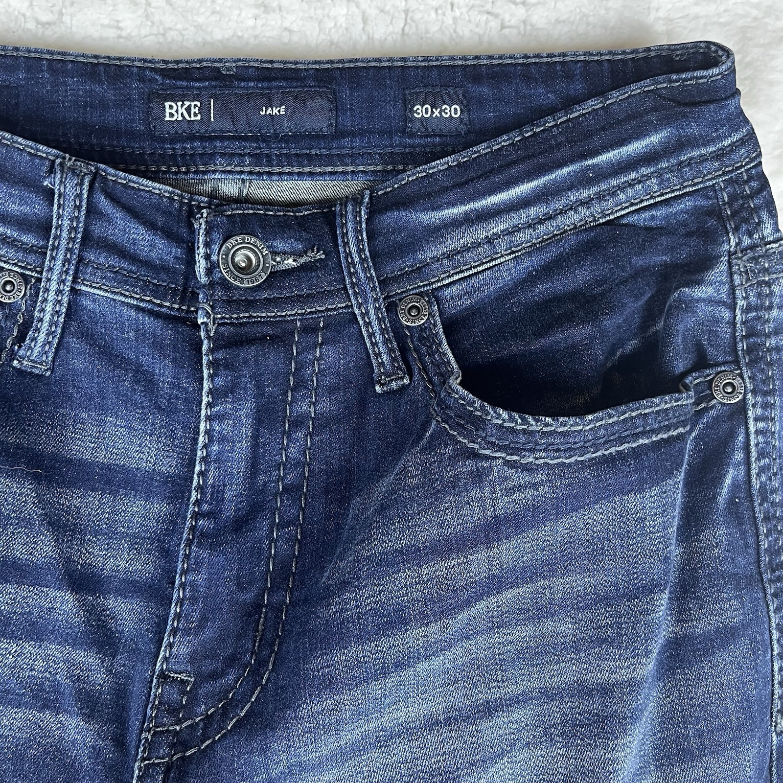 BKE Buckle Mens 30×30 Blue Jake Denim Jeans Pants Faded Stretch Whisker Marble