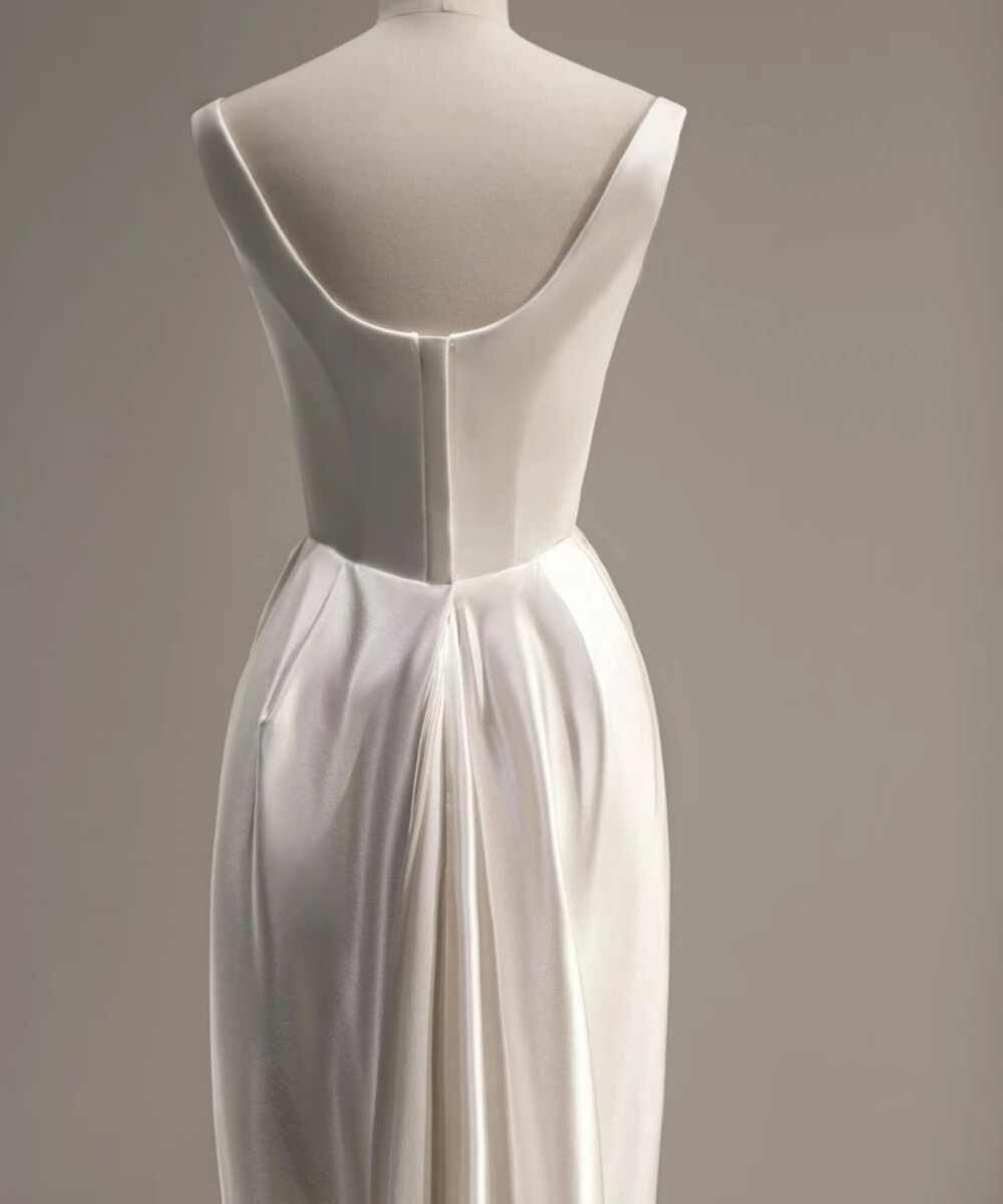 Satin Sheath Wedding Dresses Scoop Neck Pleats Backless Bridal Gown Custom Made