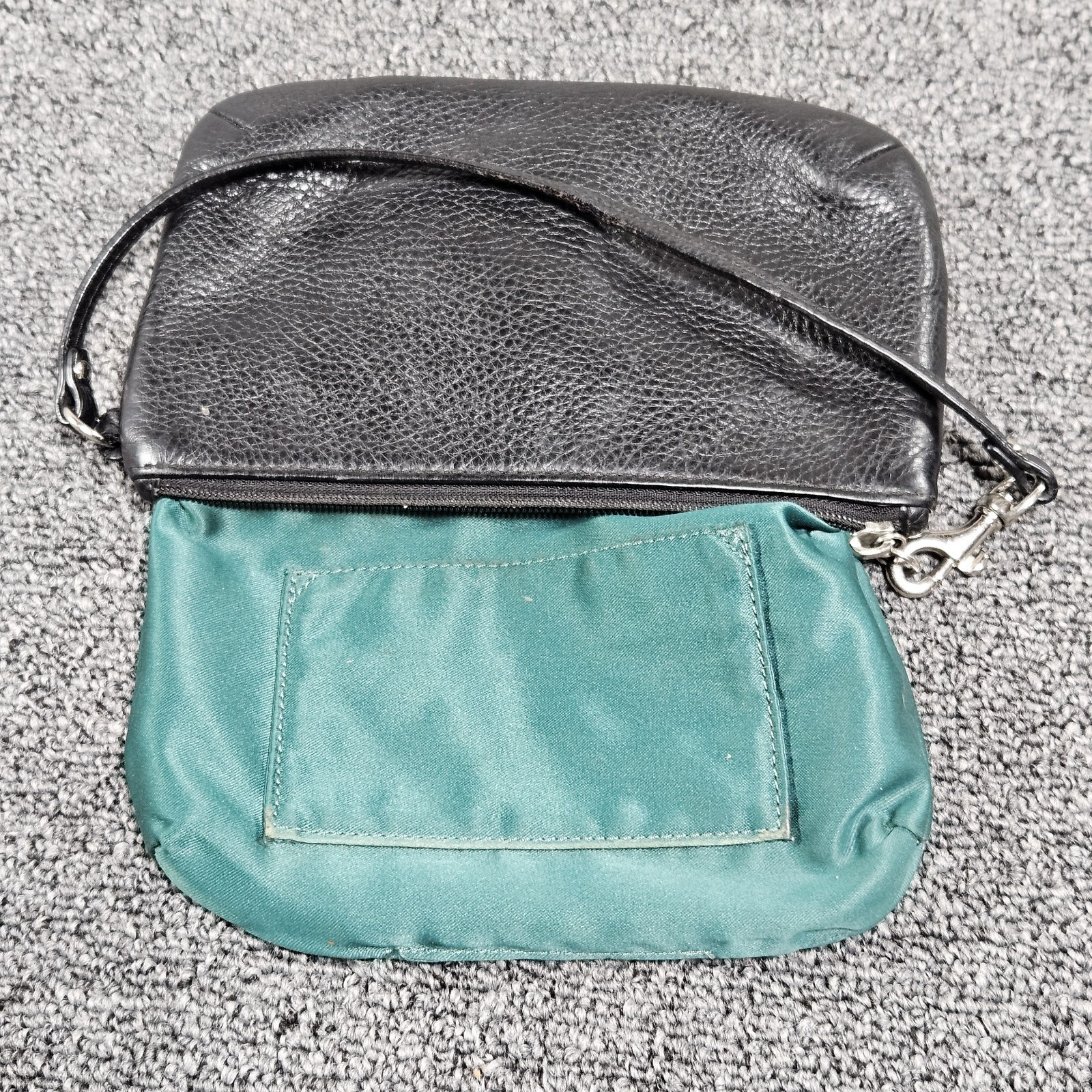 Black Pebbled Leather Turnlock Wristlet Zip Top Clutch Bag with Teal Lining