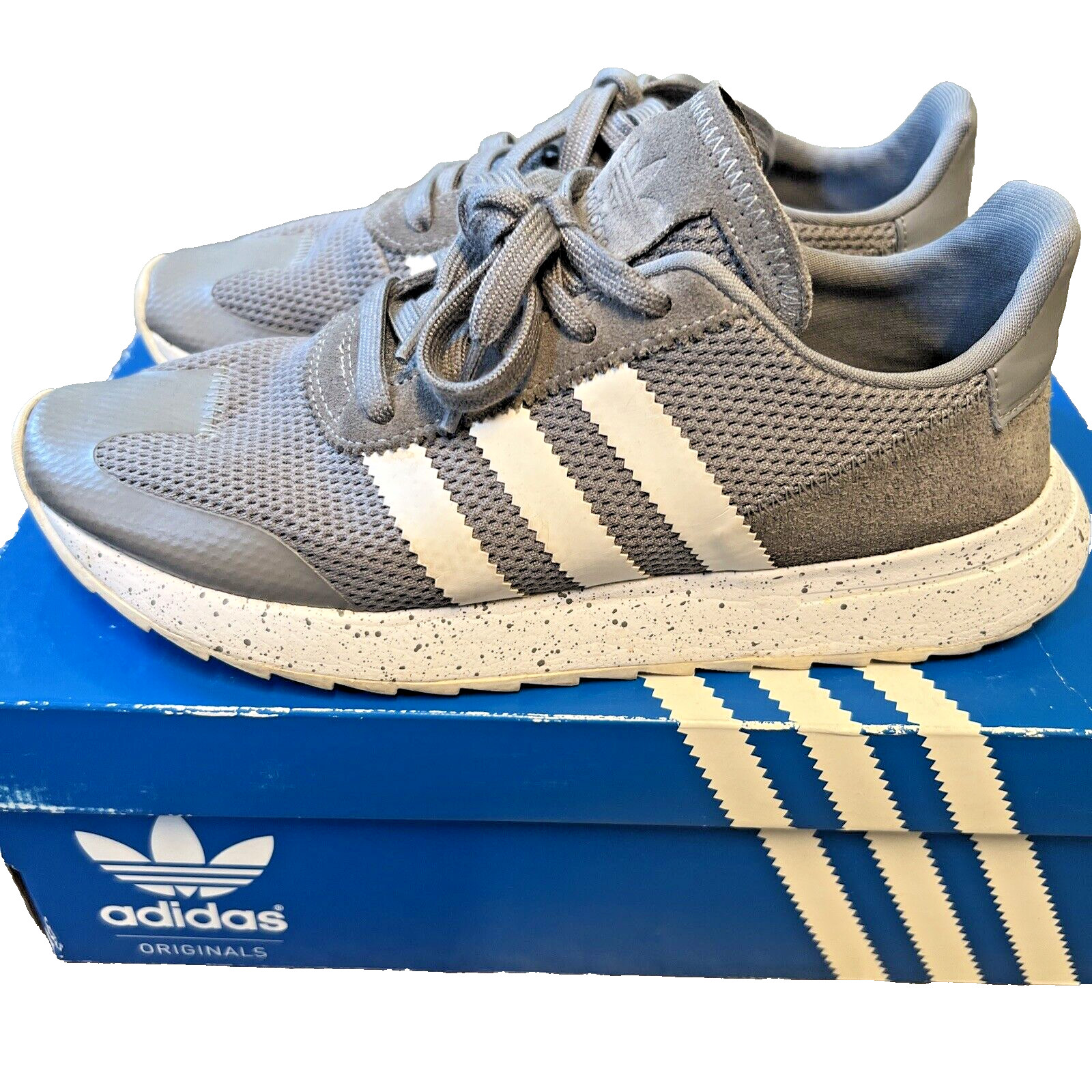 adidas Flashback Primeknit Runner Shoes Women’s 7 Gray Running Shoes *WORN*