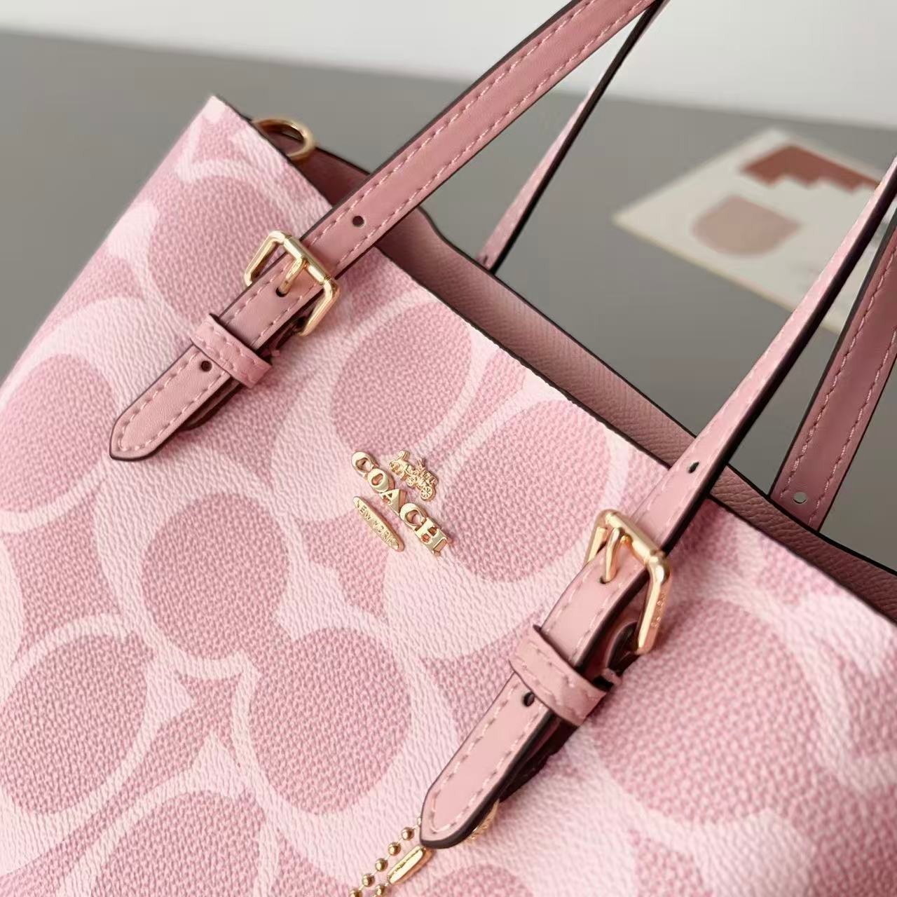 COACH CAL50 Molly Tote Bag 25 Signature Canvas Powder Pink Crossbody new Outlet