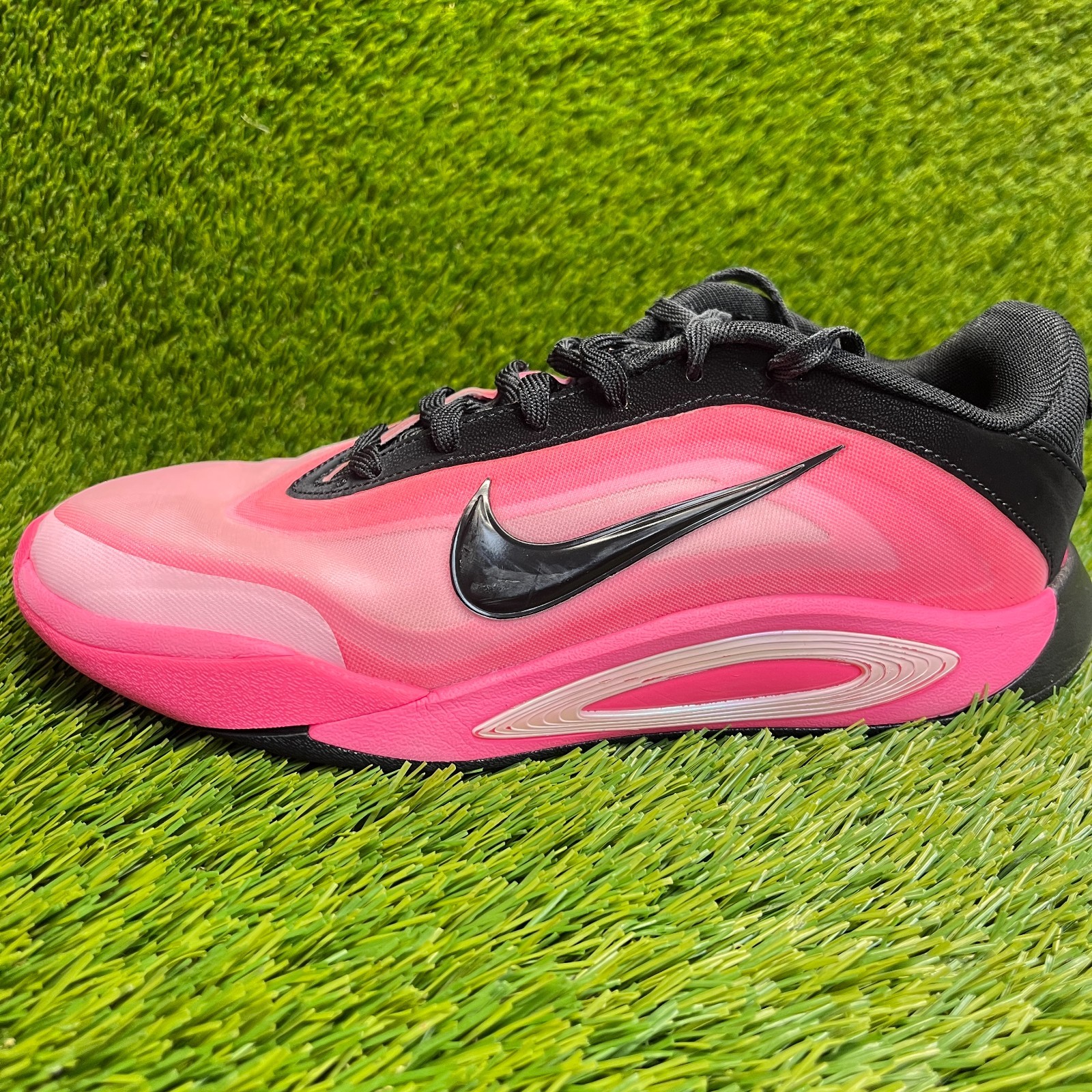 Nike A’ja Wilson A’One Leo Lights Girls Size 5.5Y Pink Basketball Shoes Sneakers