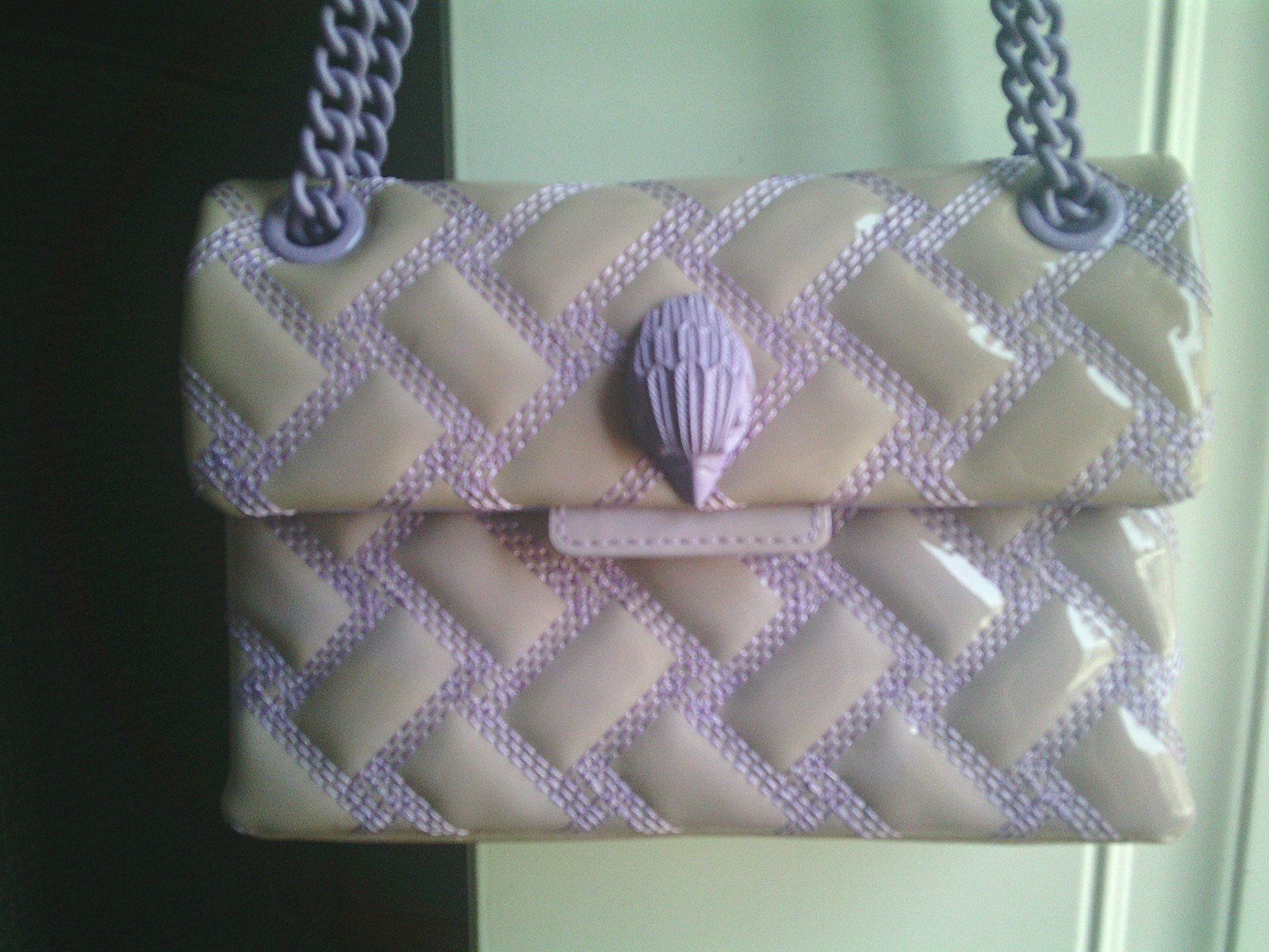 READ DESCRIPTION KURT GEIGER LONDON MINI KENSINGTON DRENCH PATENT LEATHER BAG