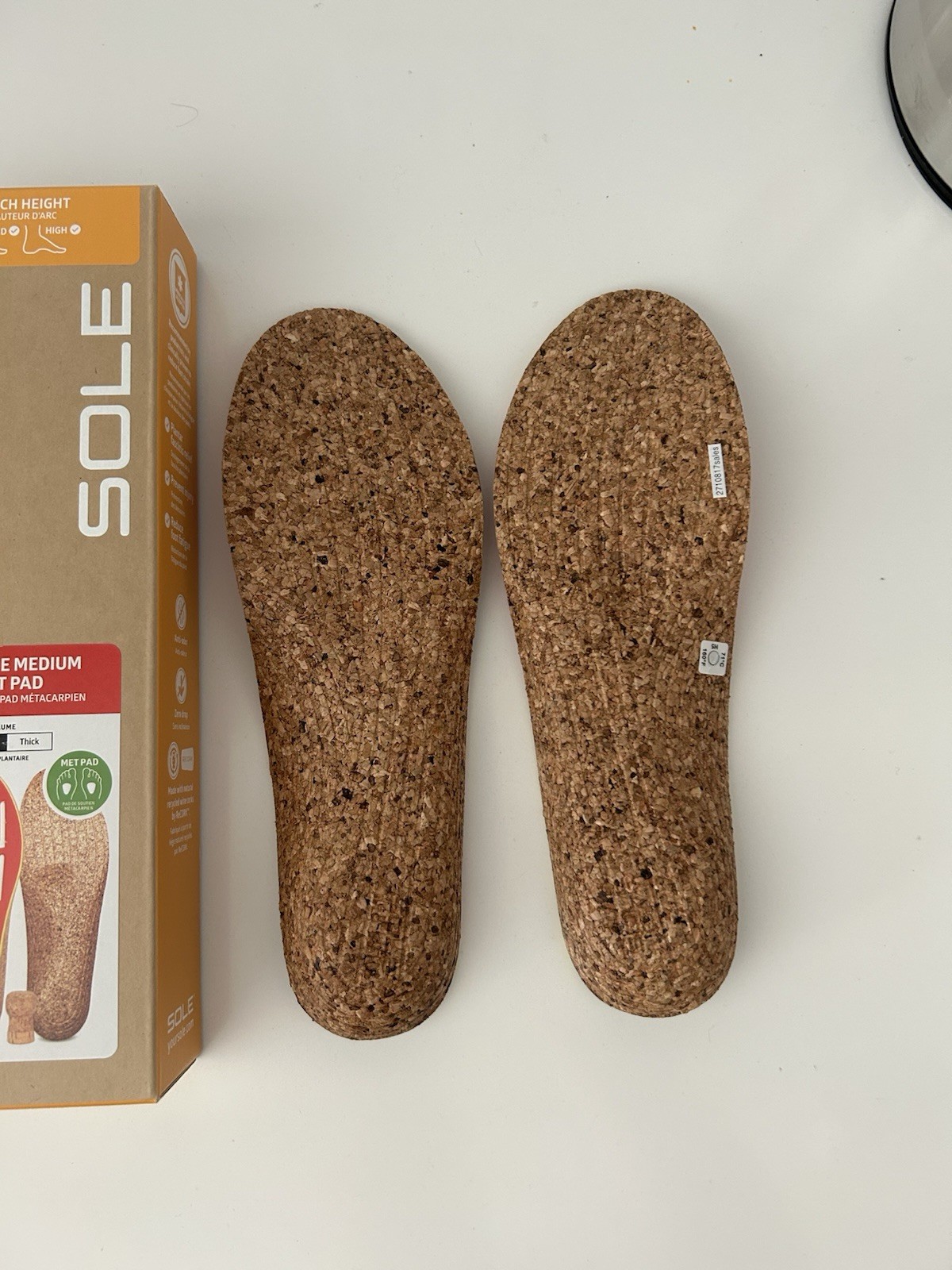 SOLE Performance Medium + Met Pad Insoles, Men’s size 8, Women’s size 10.