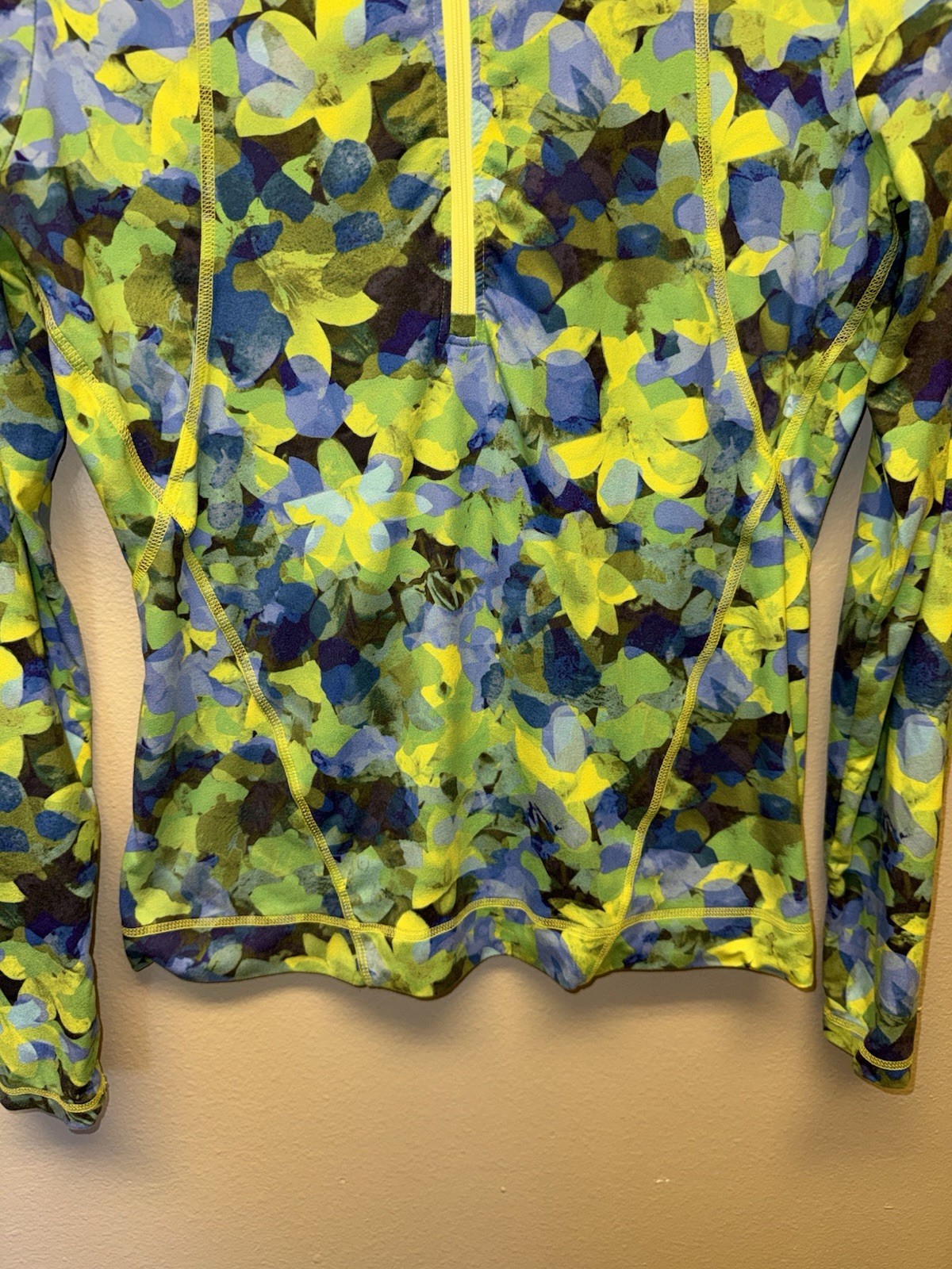 Nils Top Base Layer 1/4 Zip Floral Art to Wear Mock Neck Long Sleeve Small Ski