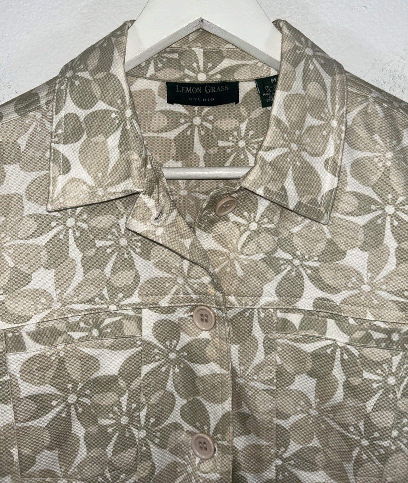 Lemon Grass Studio Size Medium Light Olive Beige White Floral Twill Jacket L/S
