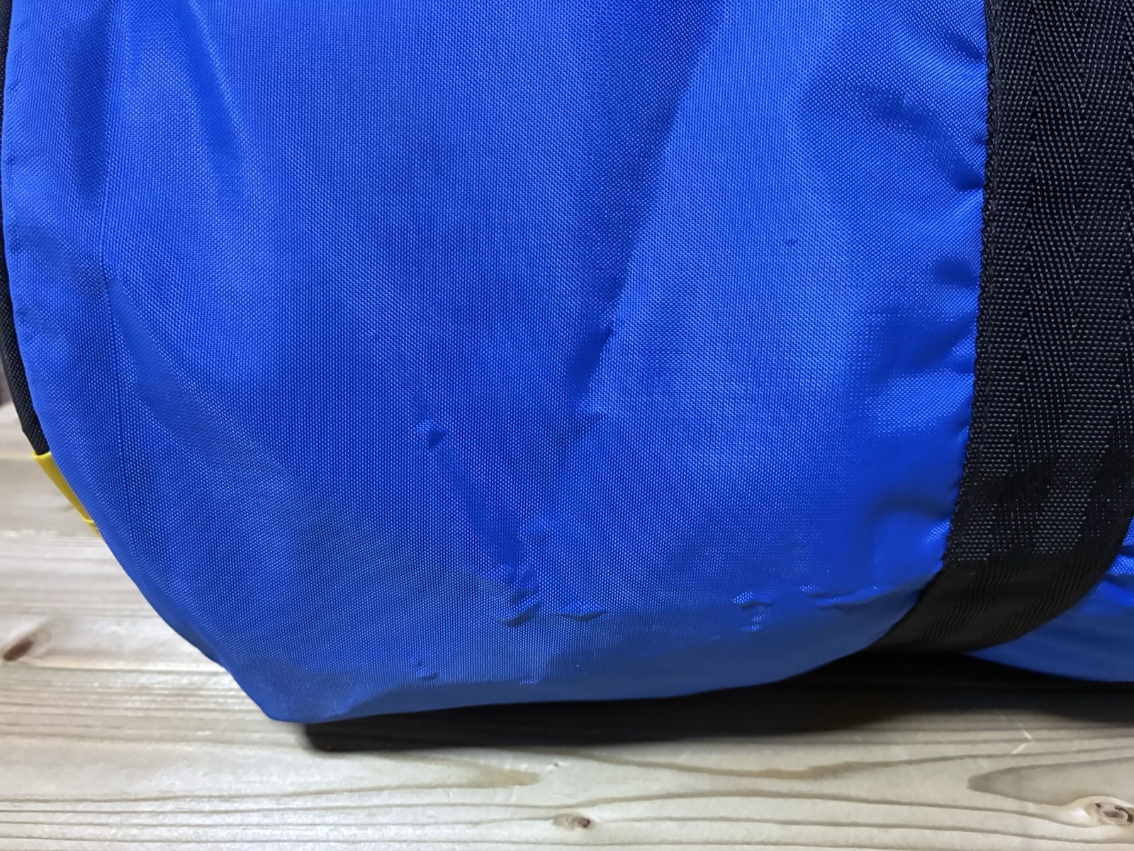 Benetton Formula 1 Racing Team Mobil Duffel Bag Vintage Size 24.8 x 13 x 12.6 in