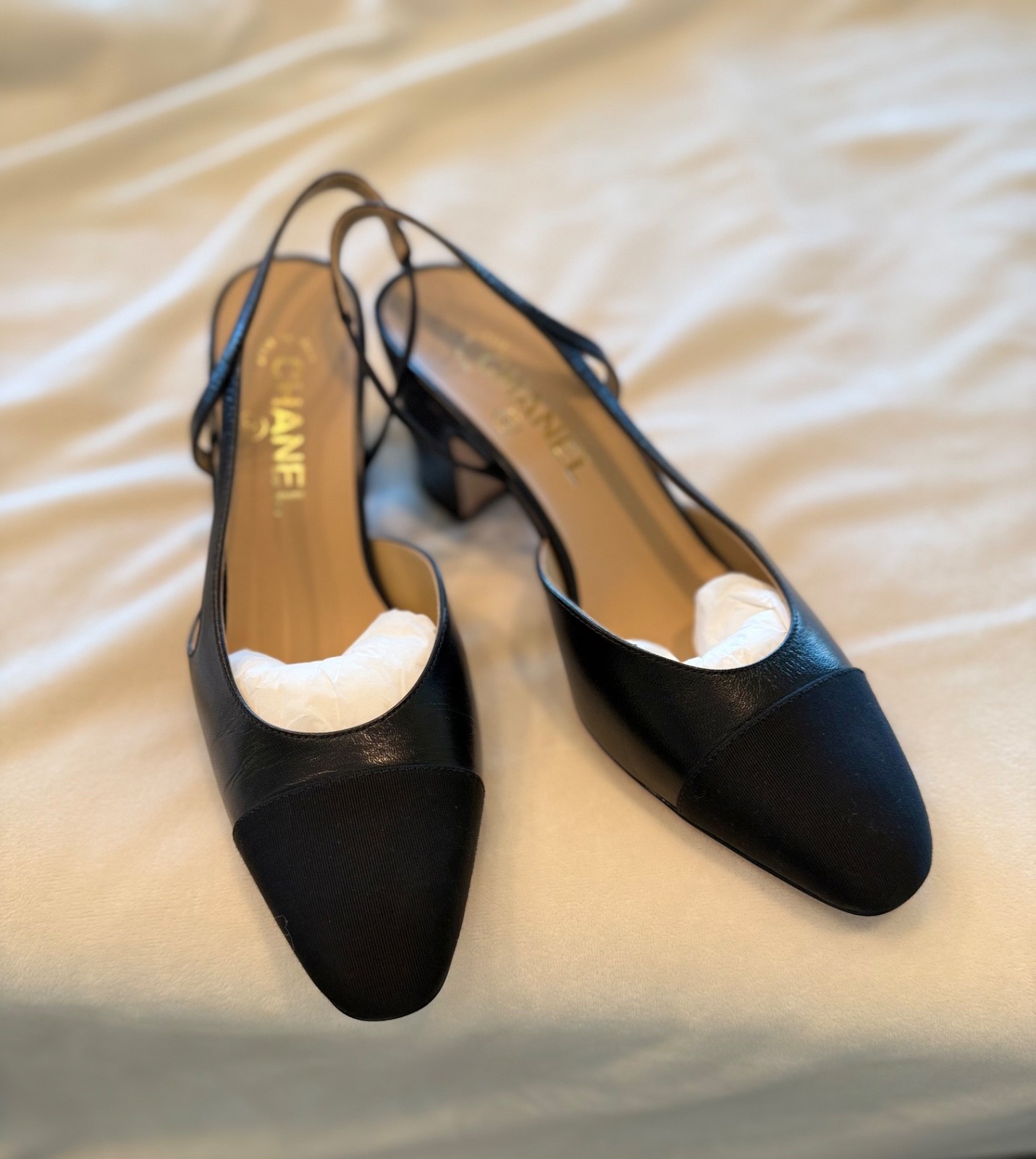 Chanel Leather Slingback Shoes Flats Heels Size 39 (8-8.5 US) Black