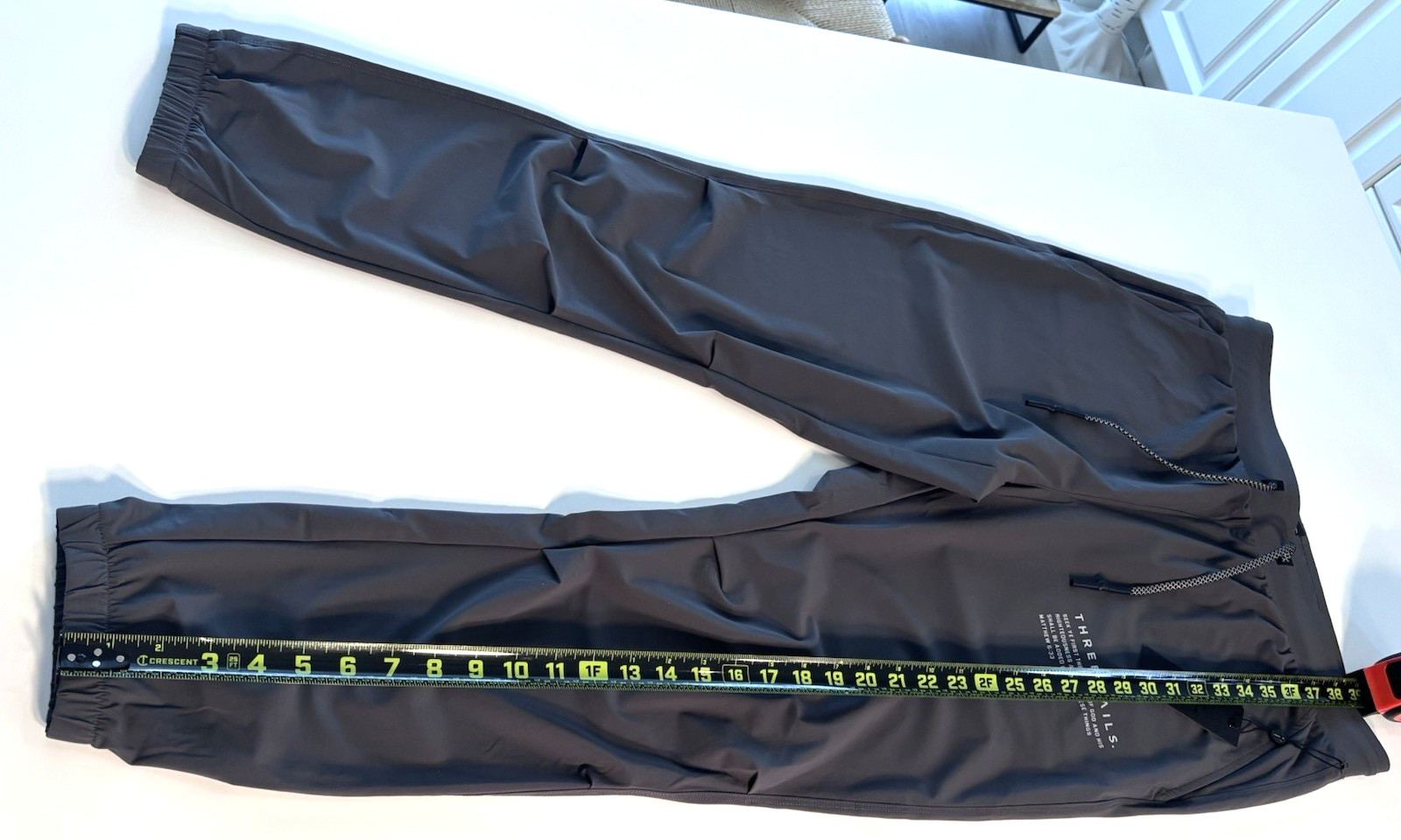 Three Nails Jogger Pants NWT Vapor-Lite Men’s XL Gray Nylon Spandex Mathew 6:33