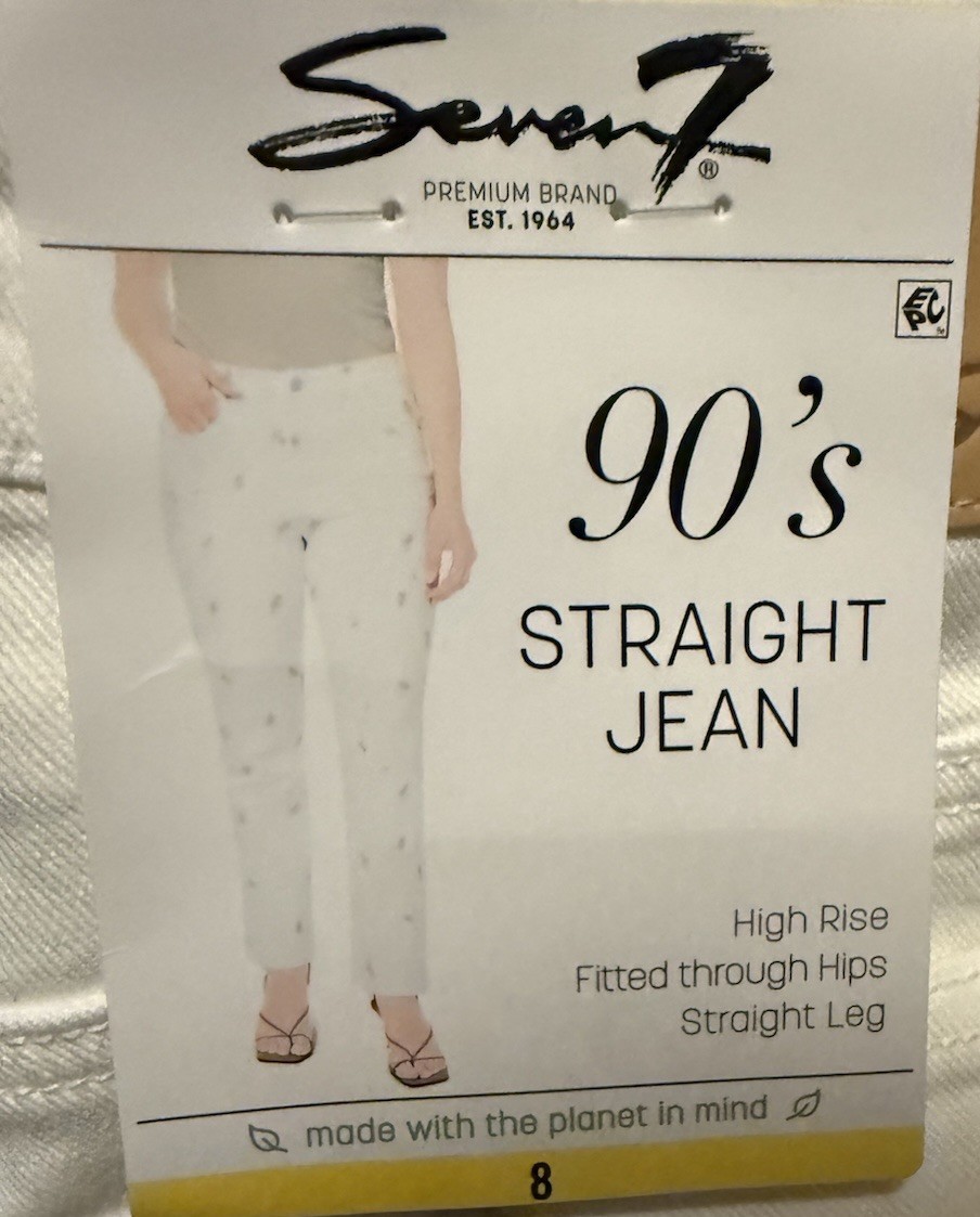 Seven7 Women’s Stretch Comfortable 90’s Straight Jean Size 8 NWT Free Shipping!