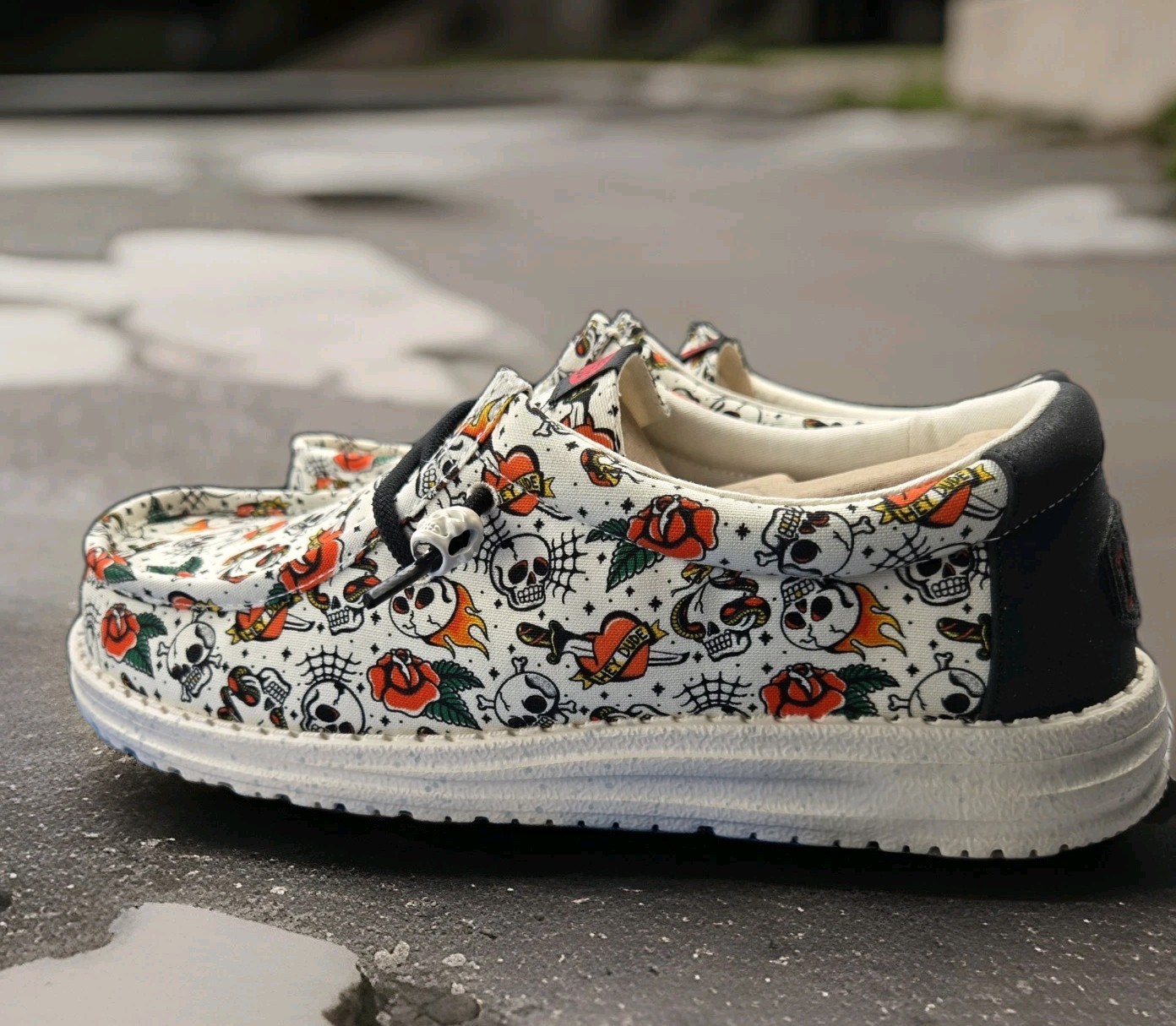 Men’s HeyDude Wally Tattoo Skulls – White/Multi