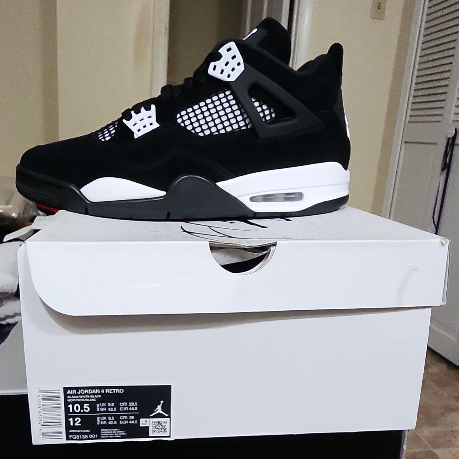 Jordan Air Jordan 4 Retro White Thunder Black/White 2024 FQ8138-001 Nubuck