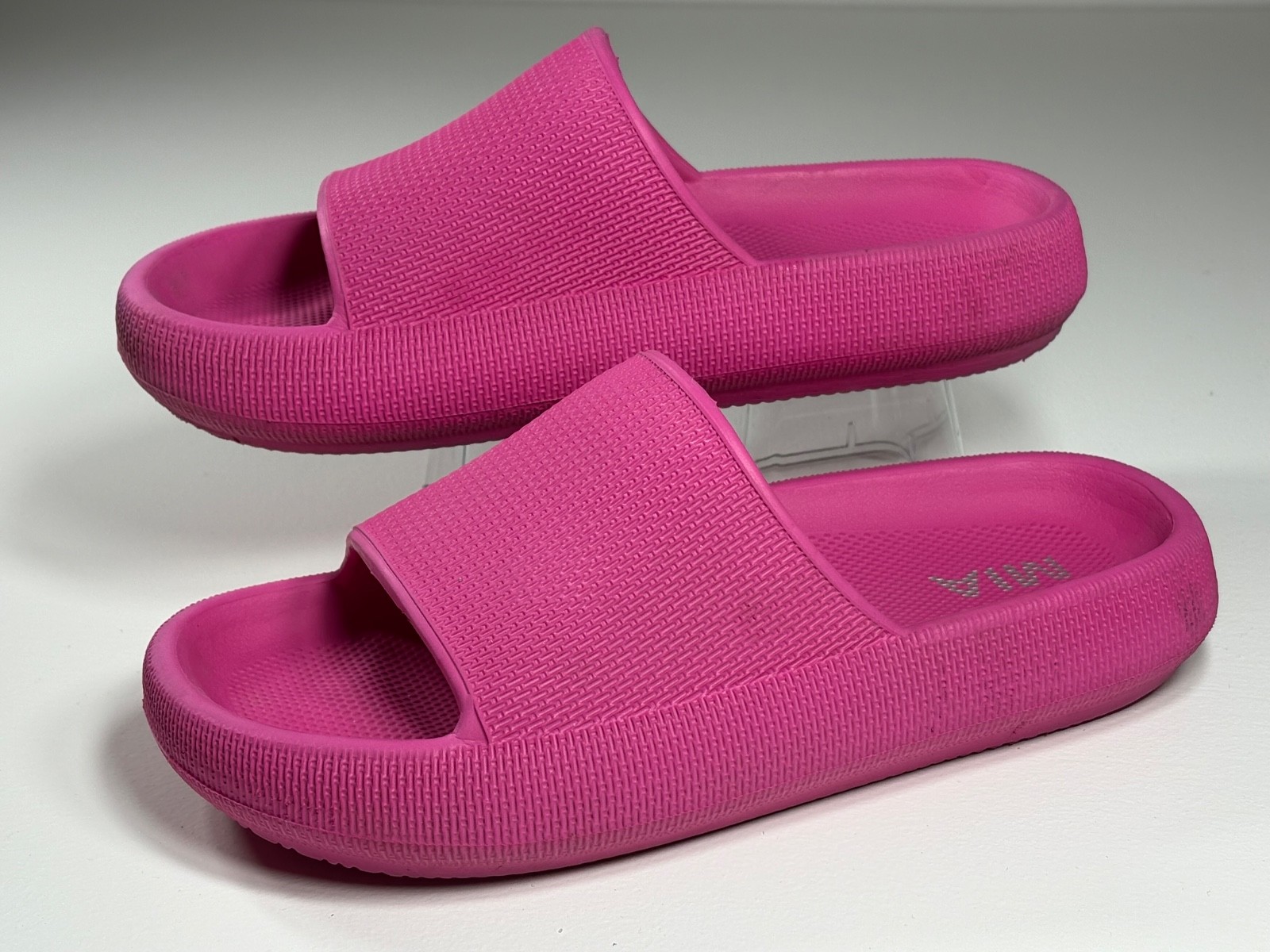 MIA Slides Womens 7 Pink Comfort Sandals Soft Cushion Slip On Pool Beach Casual