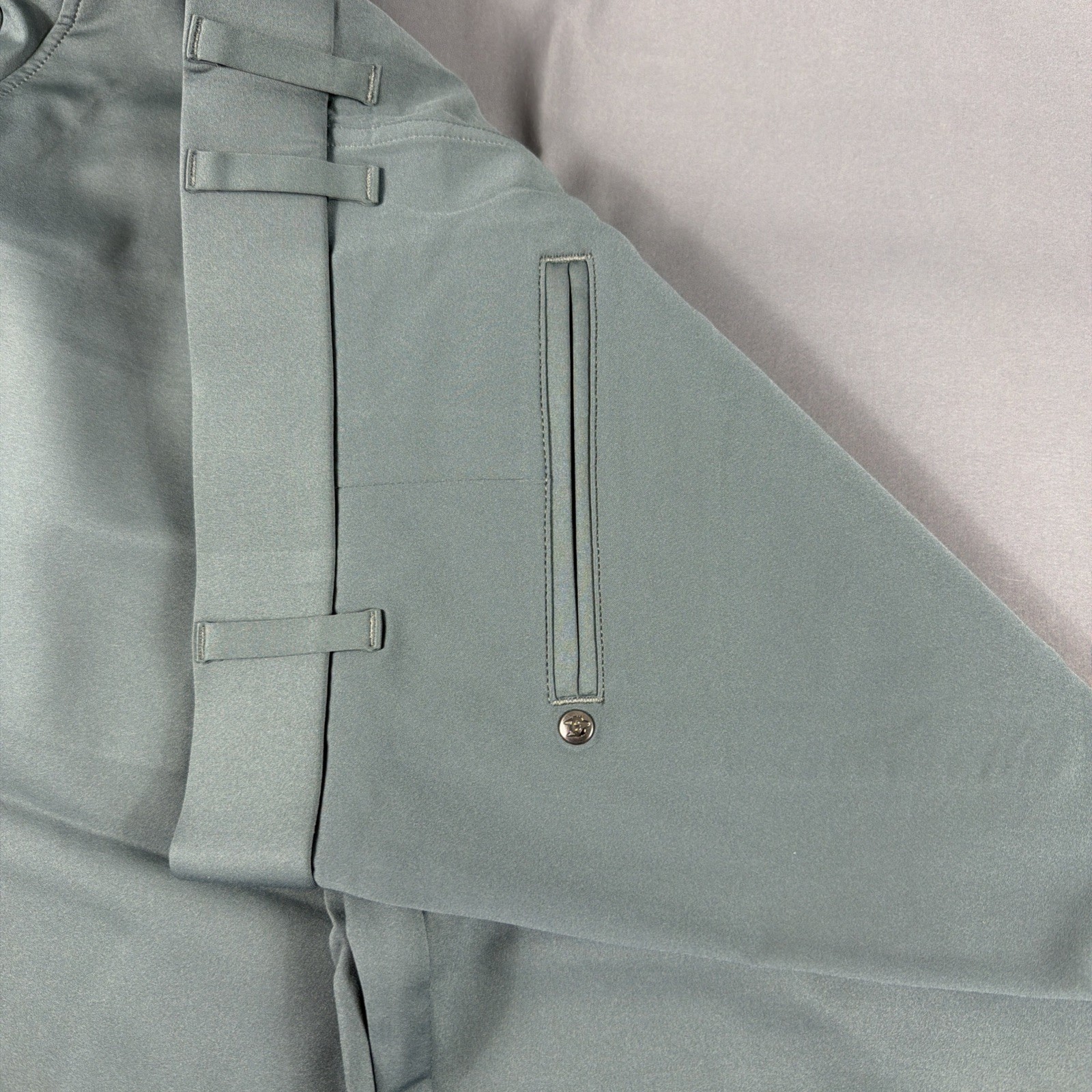Greyson Golf Shorts Sequoia Nylon Cotton Spandex 33 x 9.5 Scareb NWT MSRP $148