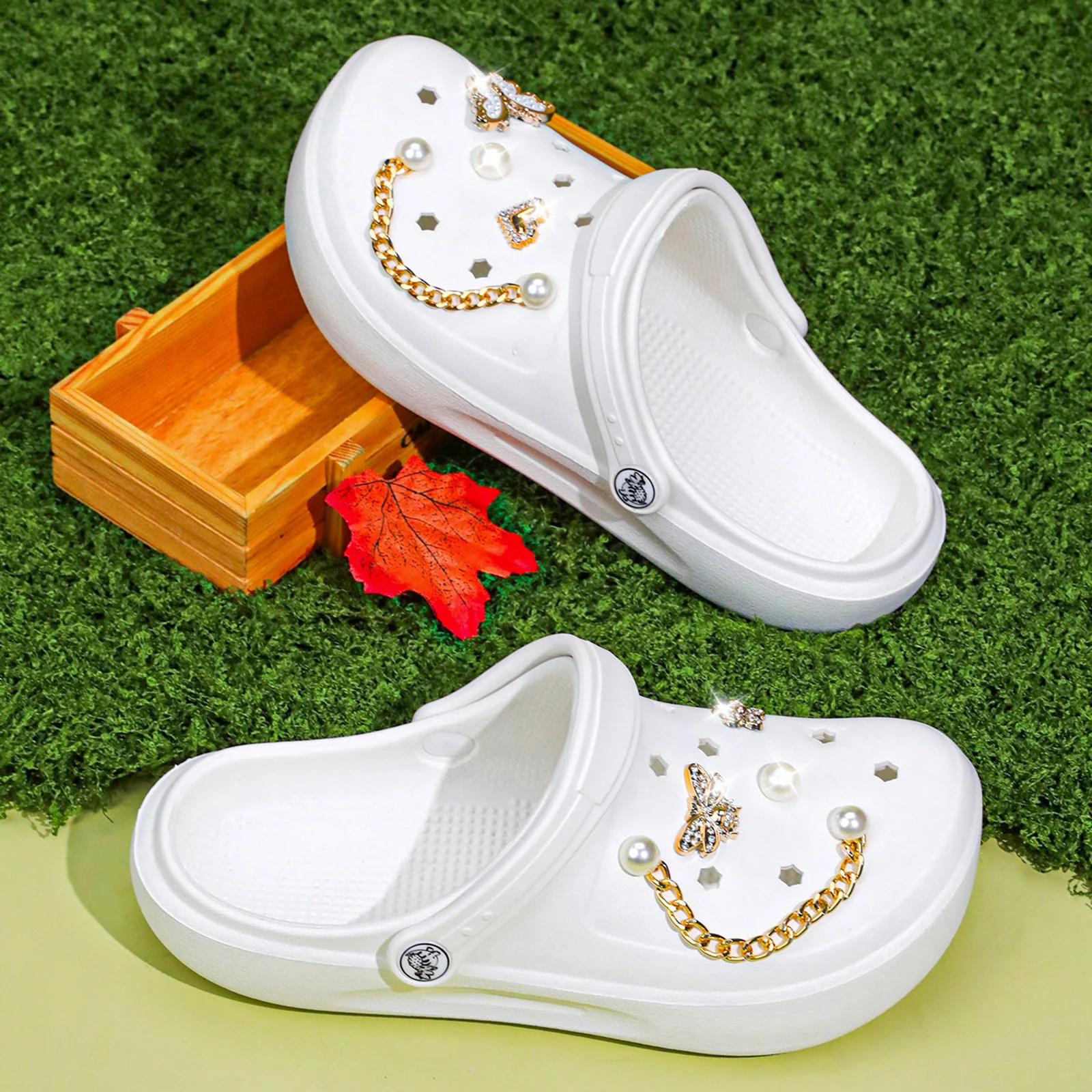 Ladies’ Clogs Outdoor and Indoor, Lightweight Two-way Wear Garden Shoes
