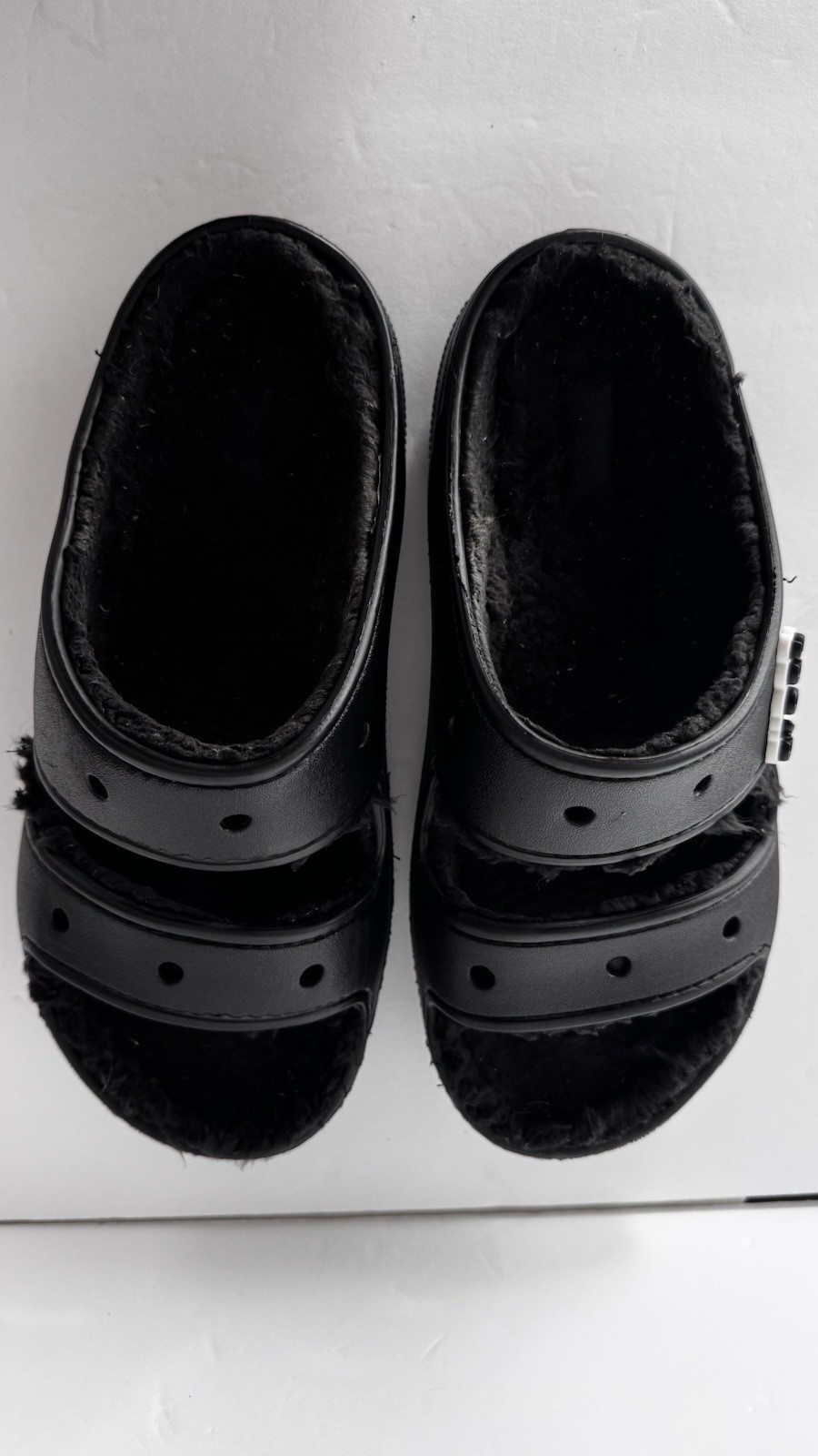 Crocs Classic Cozzzy Sandals Black Fuzzy Lined M8 W10 Unisex Slides 207446