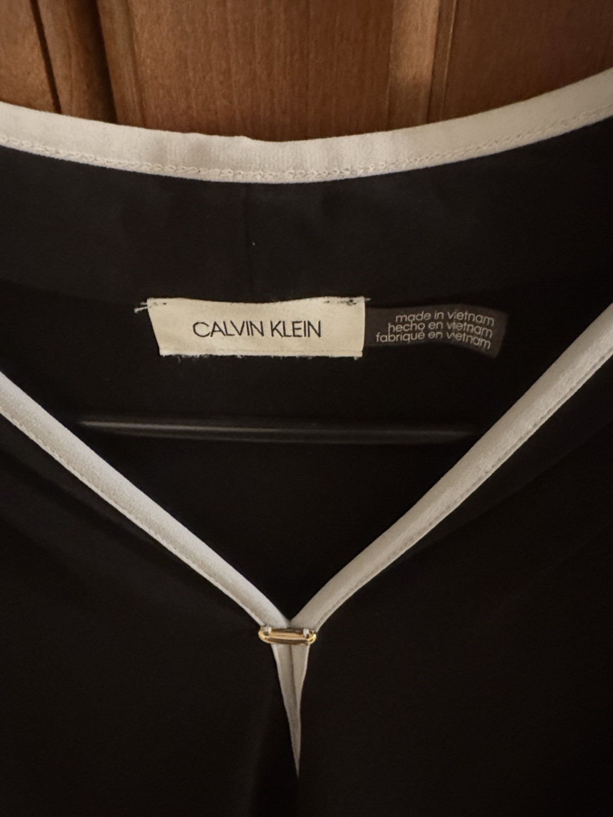 Calvin Klein Black Sleeveless Blouse Top with White Piping Women’s Size Medium M