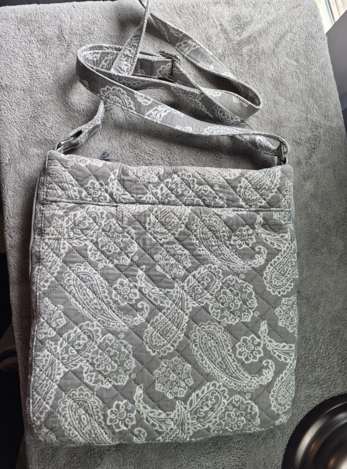 Vera Bradley Collegiate Crossbody – University of West Virginia- pre-owned