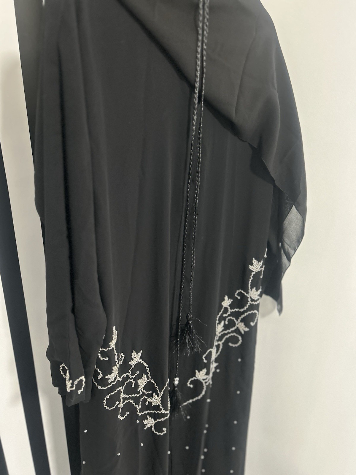 Modest Abaya Dress Open Front Black Size 58 in length Lightweight Elegant